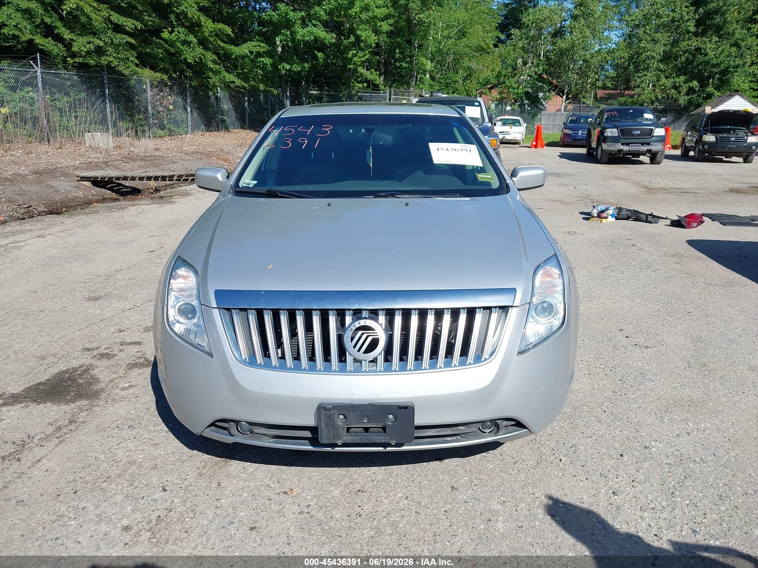 2010 Mercury Milan Premier Серебряный vin: 3MEHM0CG6AR662617