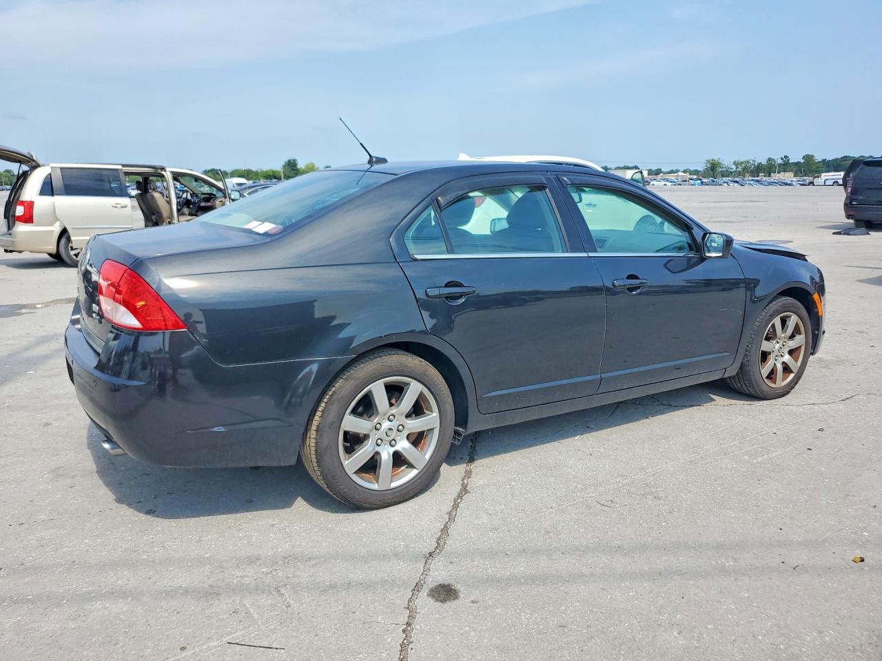 2010 Mercury Milan Premier Black vin: 3MEHM0CG7AR649231