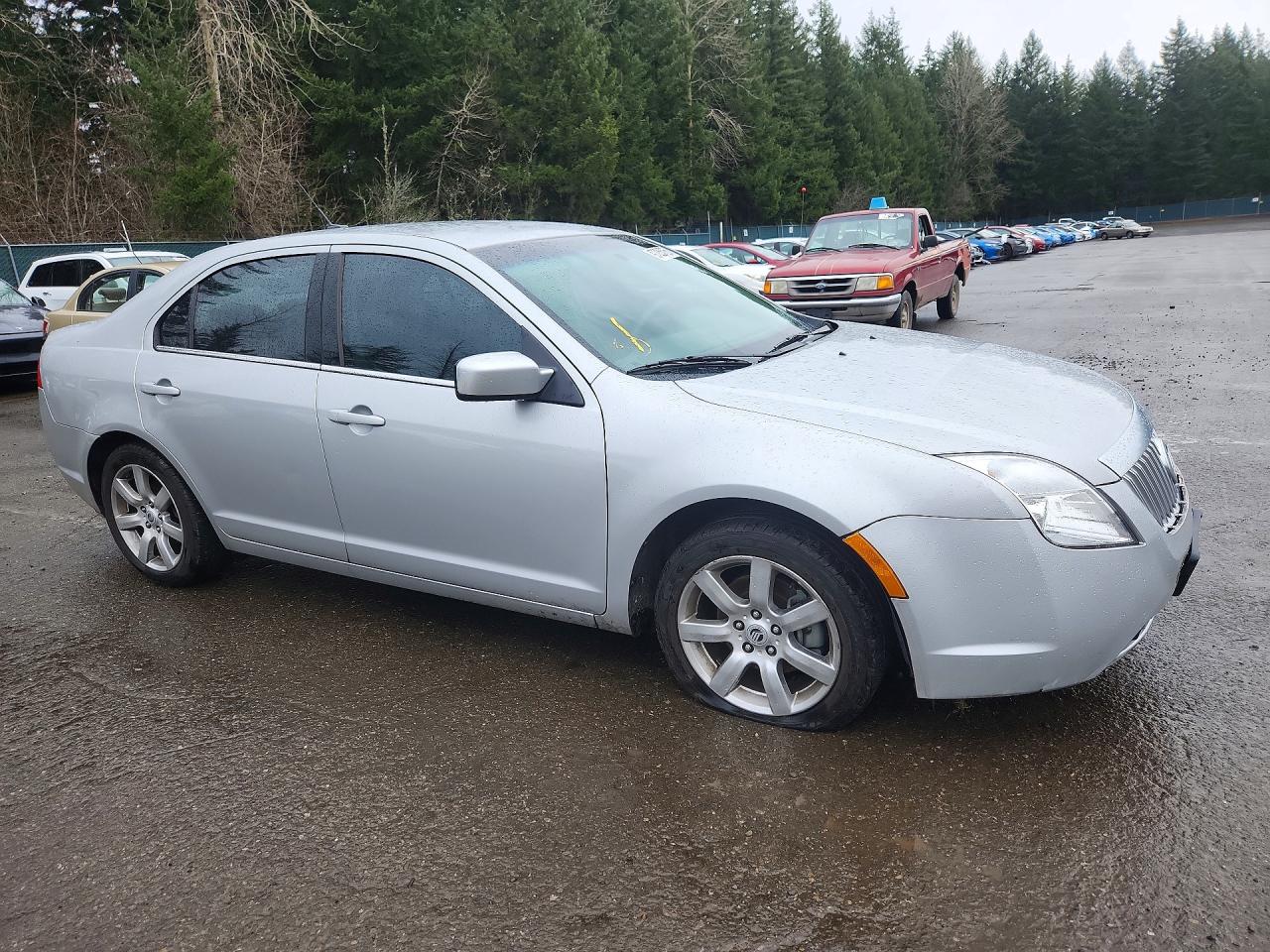 2010 Mercury Milan Premier Silver vin: 3MEHM0CG9AR629935
