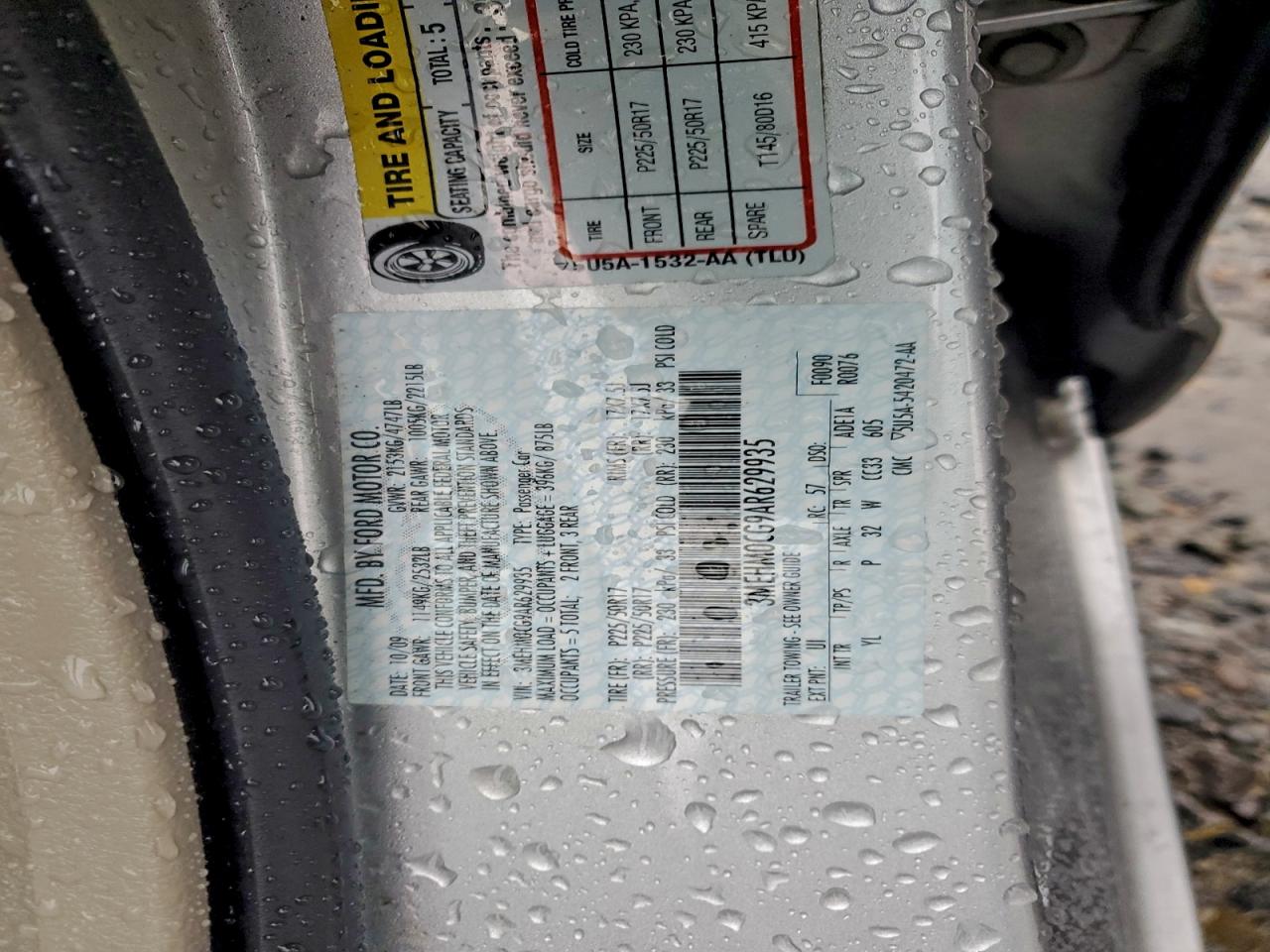 2010 Mercury Milan Premier Silver vin: 3MEHM0CG9AR629935