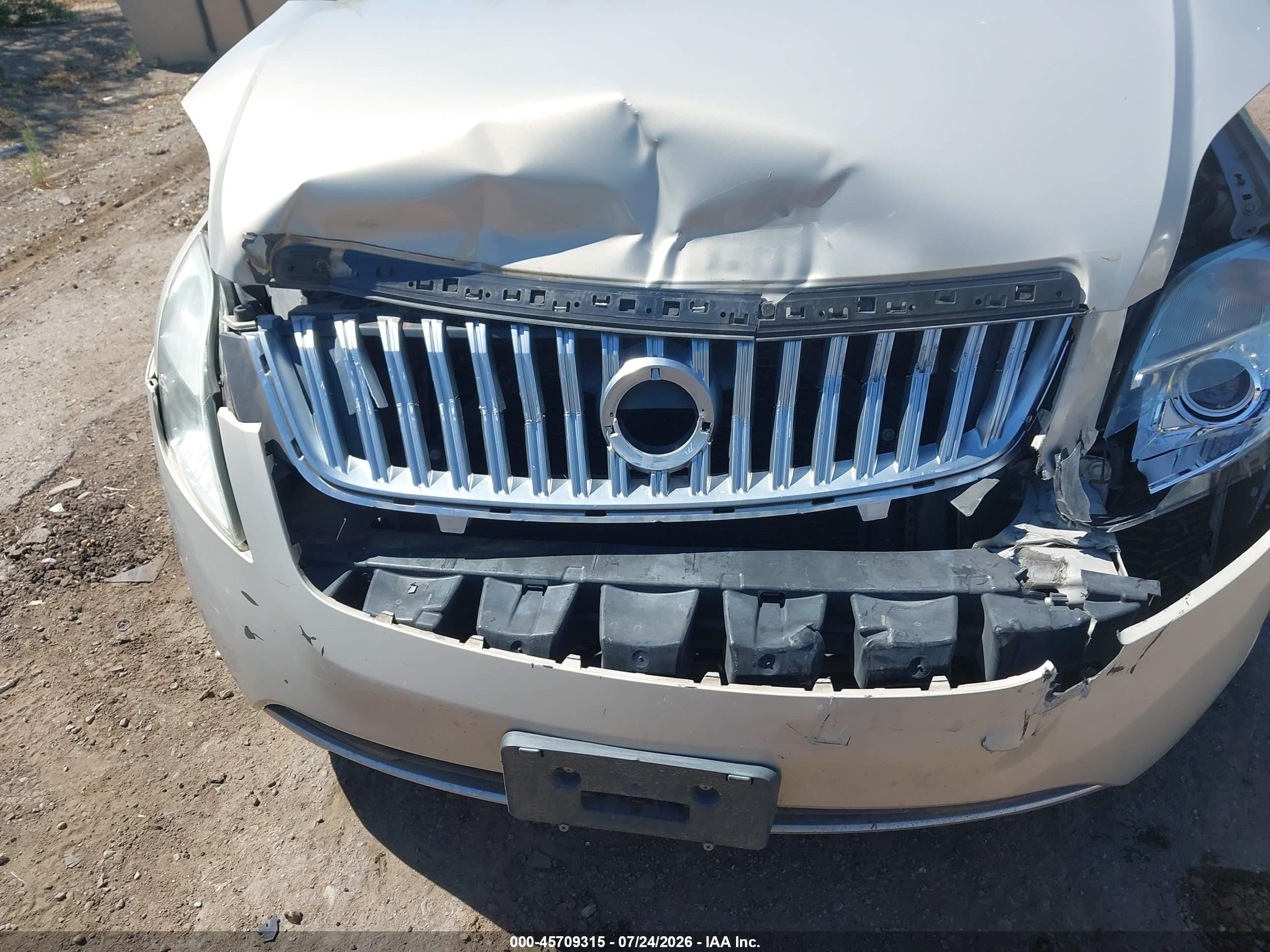 2010 Mercury Milan   Beige vin: 3MEHM0HA0AR642156