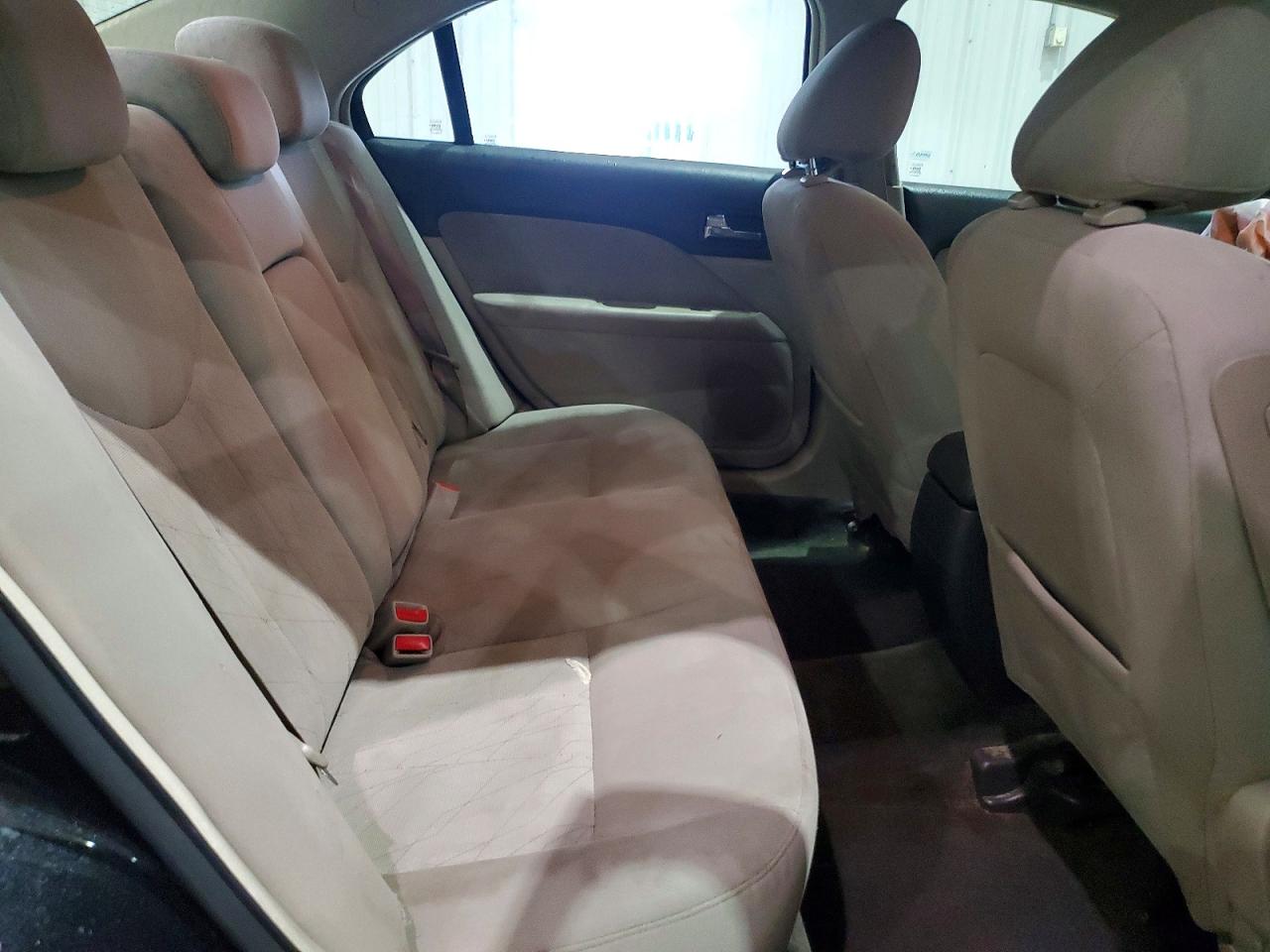 2010 Mercury Milan Charcoal vin: 3MEHM0HA1AR601437