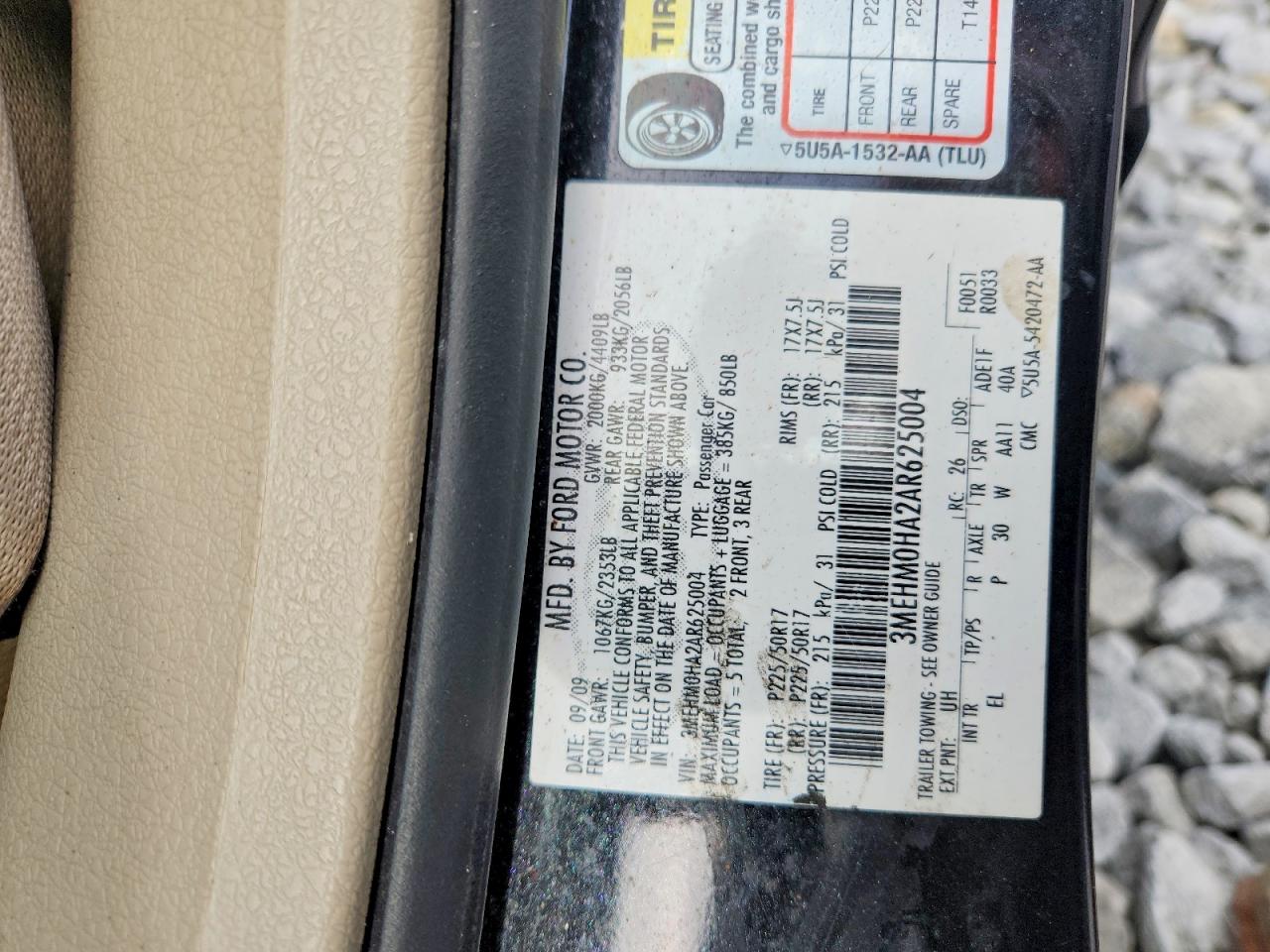 2010 Mercury Milan Black vin: 3MEHM0HA2AR625004