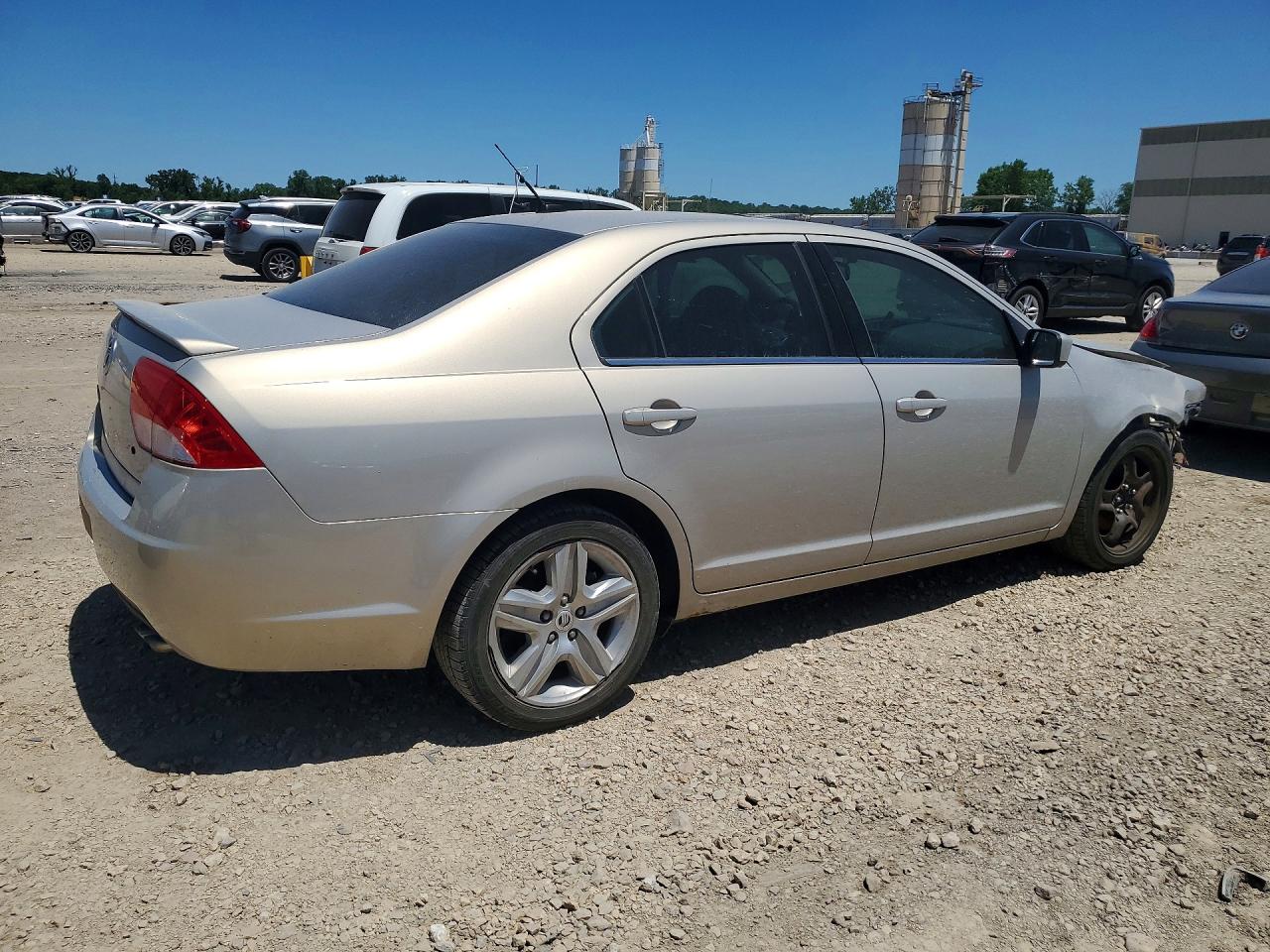 2010 Mercury Milan Fwd Beige vin: 3MEHM0HA2AR642675
