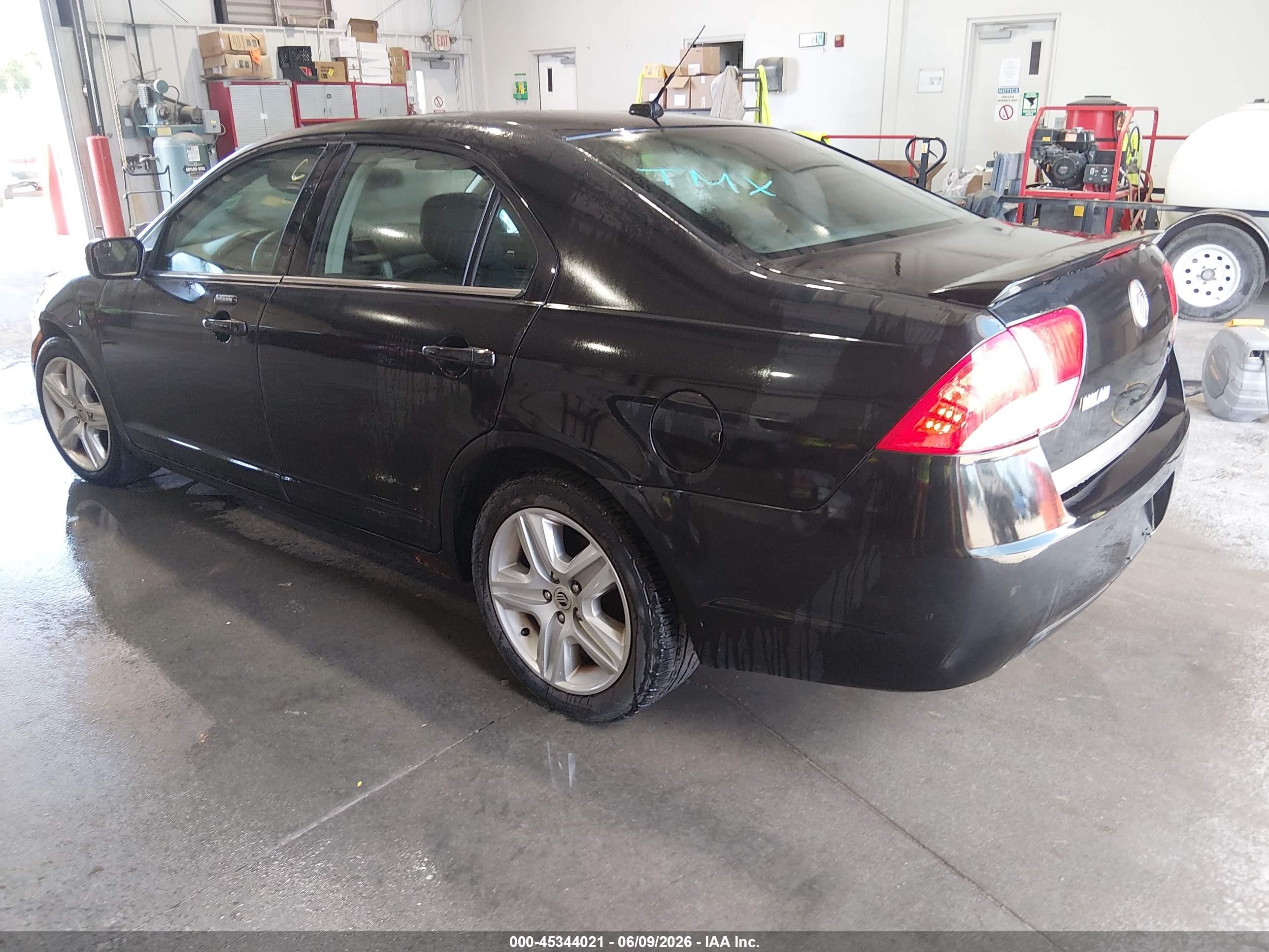 2011 Mercury Milan   Black vin: 3MEHM0HA3BR600632
