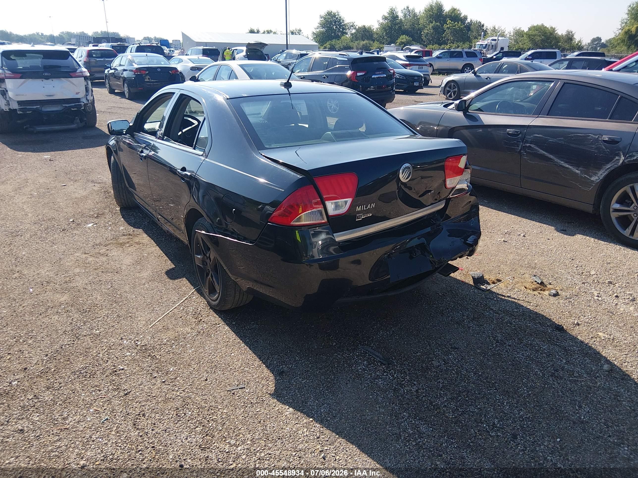 2010 Mercury Milan   Black vin: 3MEHM0HA5AR665366