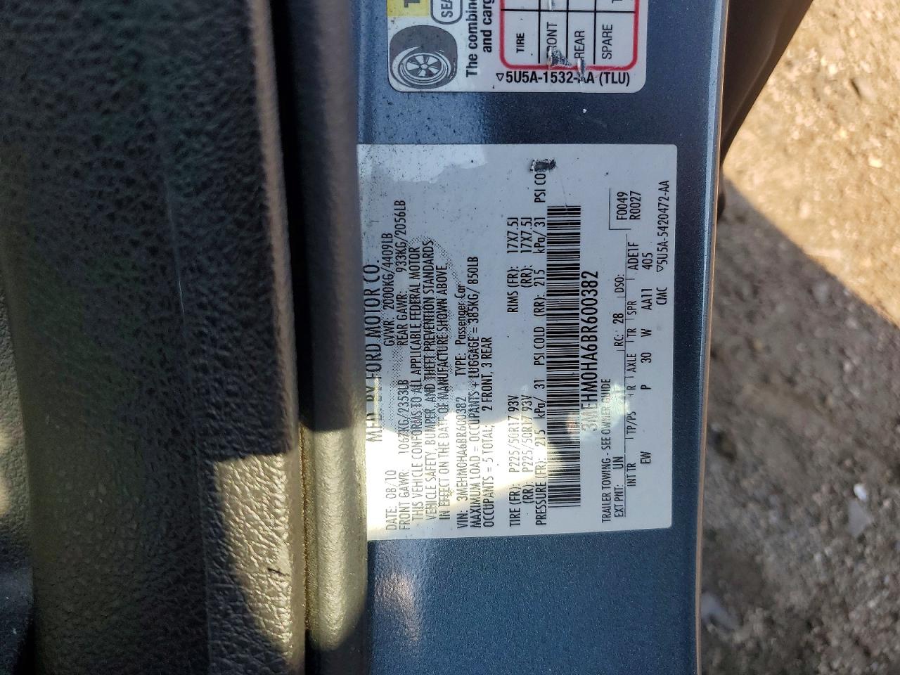 2011 Mercury Milan Синий vin: 3MEHM0HA6BR600382