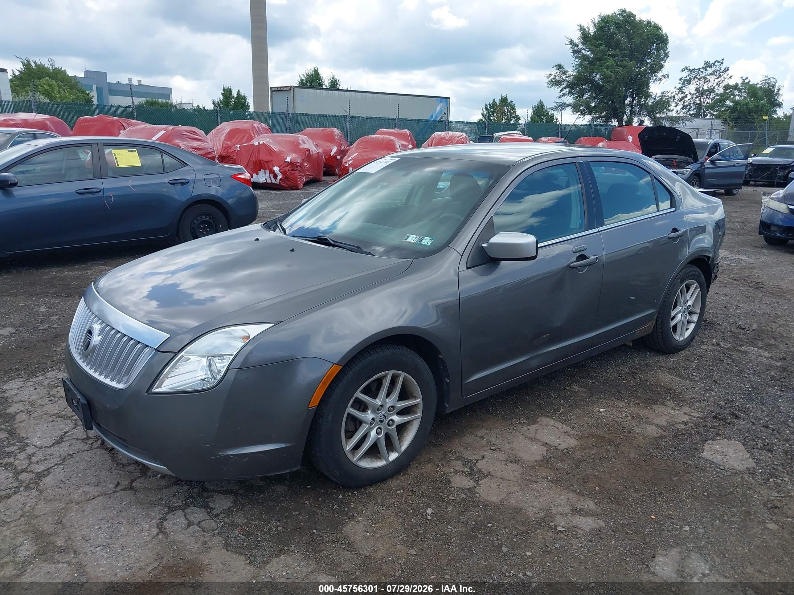 2010 Mercury Milan Gray vin: 3MEHM0HA8AR641501