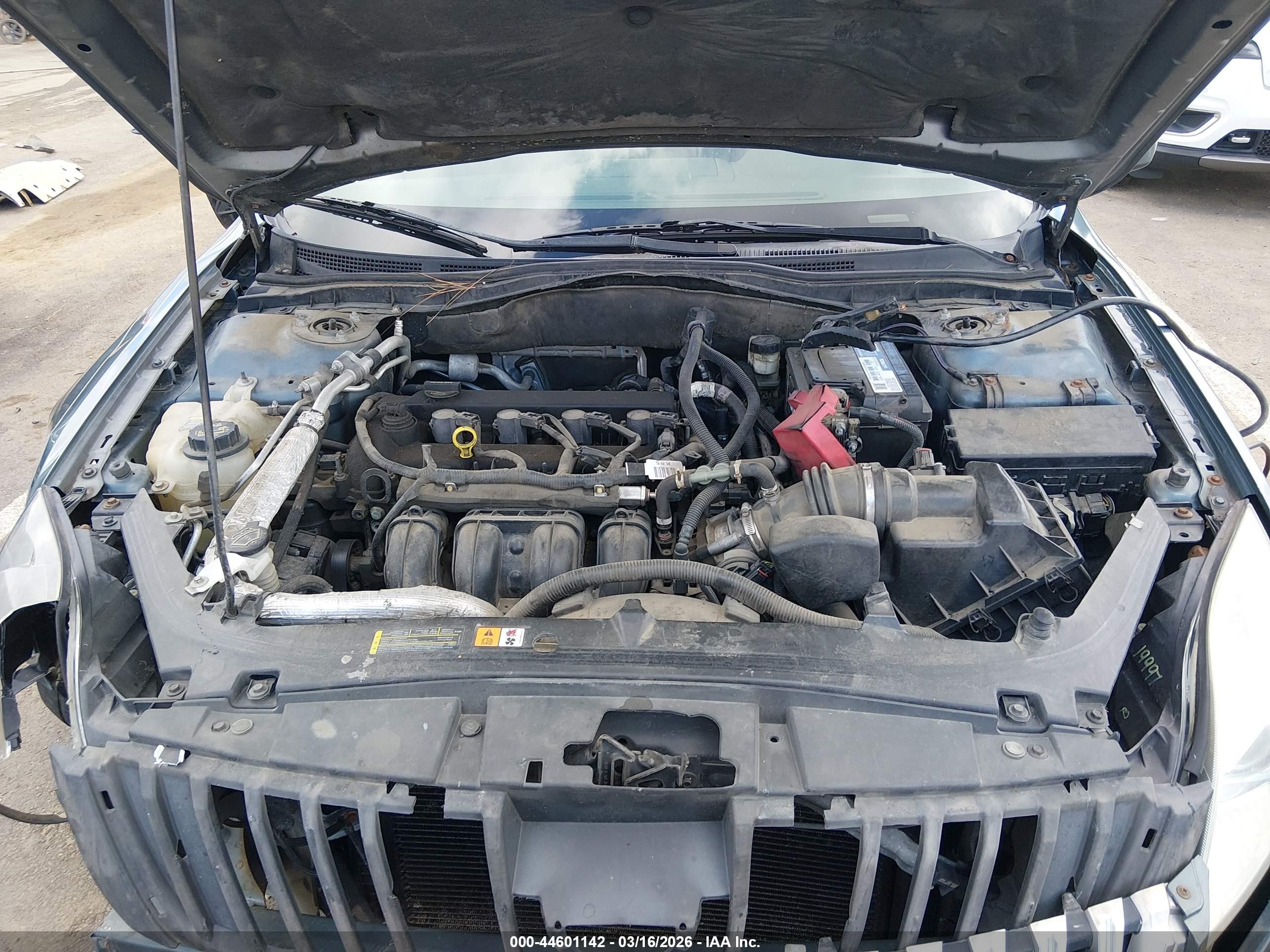 2011 Mercury Milan Синий vin: 3MEHM0HA8BR601310