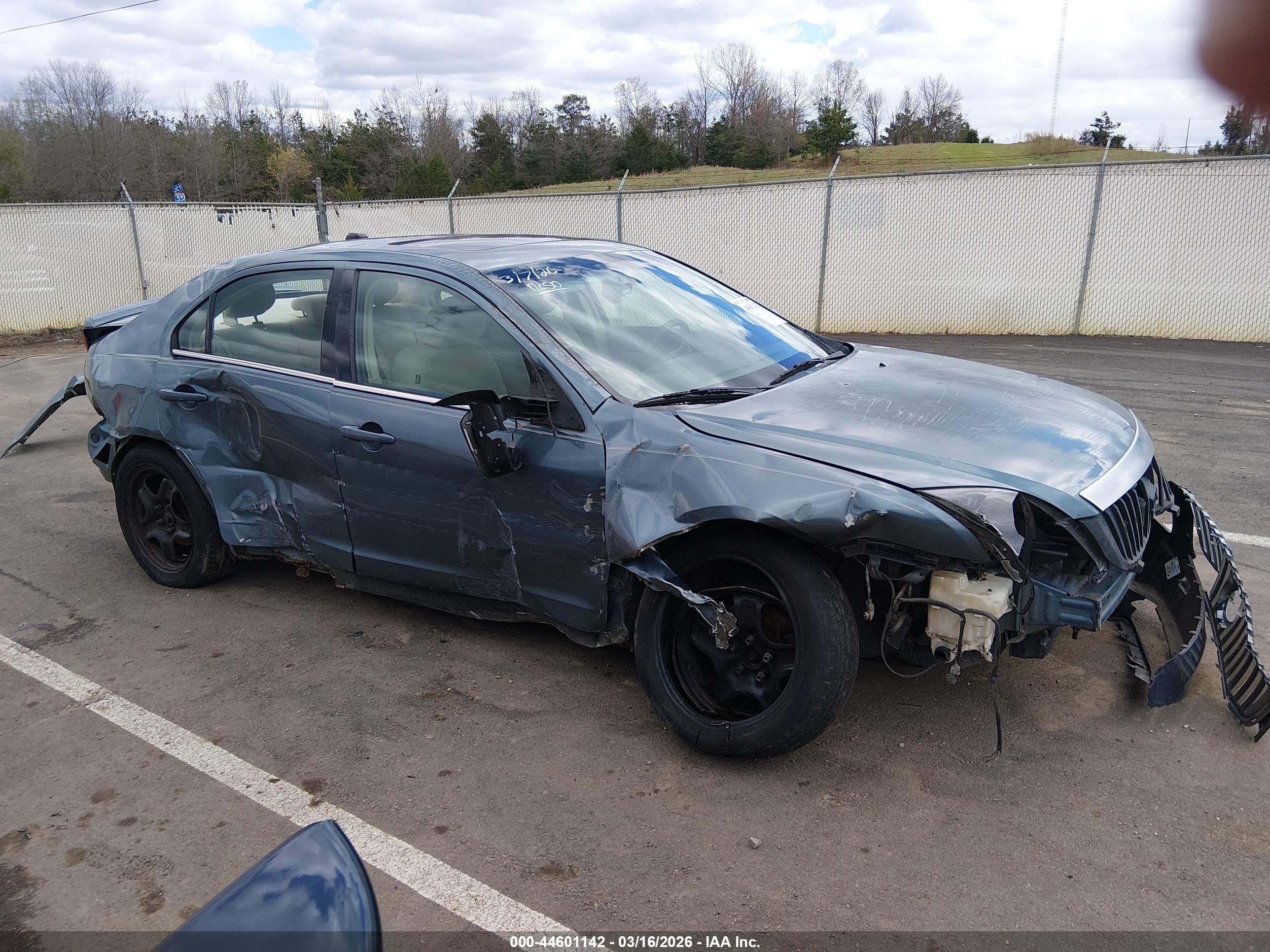 2011 Mercury Milan Синий vin: 3MEHM0HA8BR601310