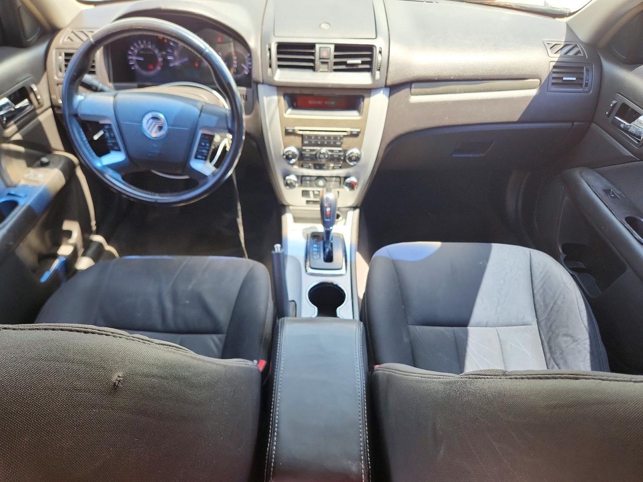2011 Mercury Milan Черный vin: 3MEHM0HA9BR600571