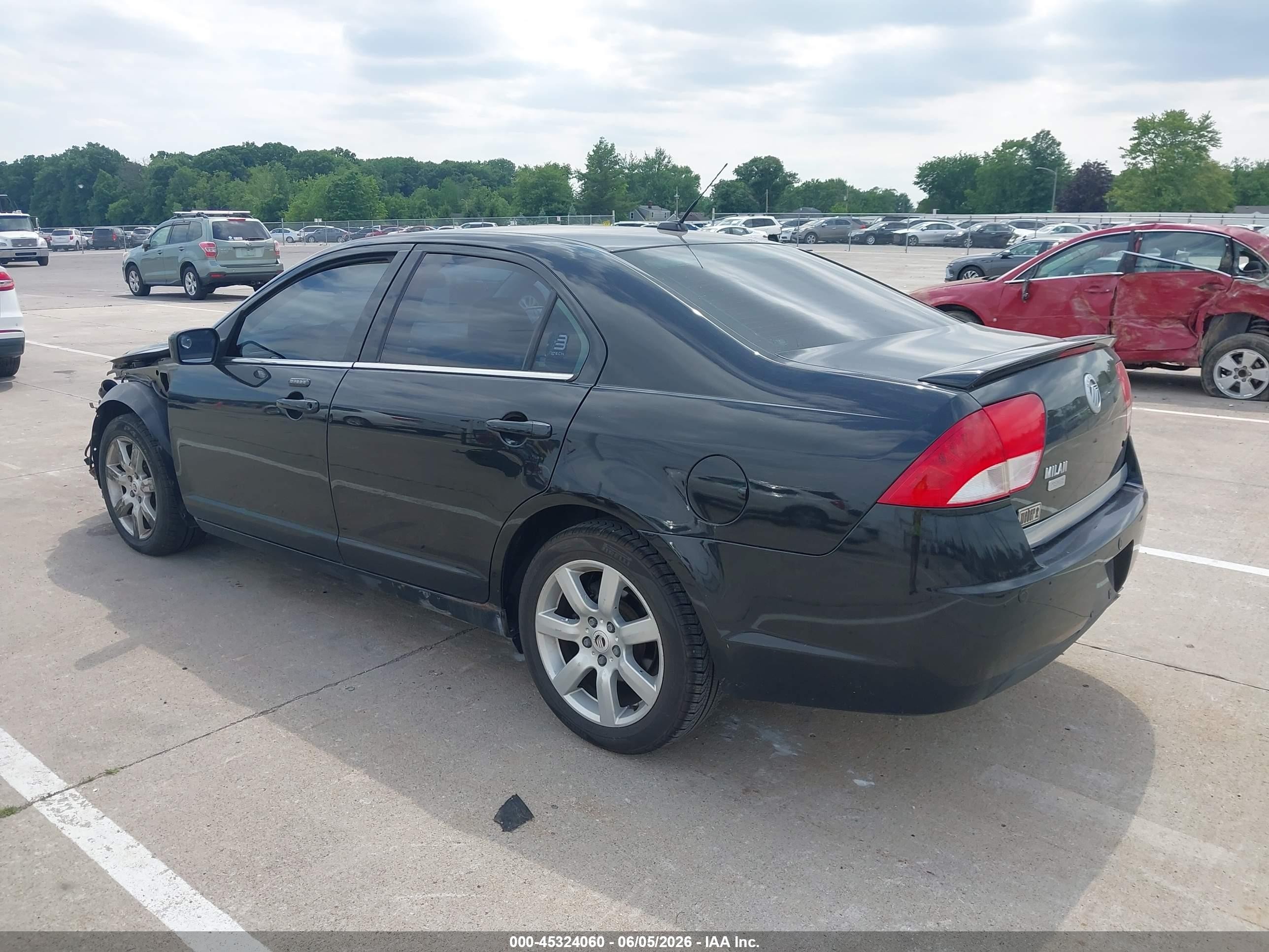 2010 Mercury Milan Premier Черный vin: 3MEHM0JA1AR615980
