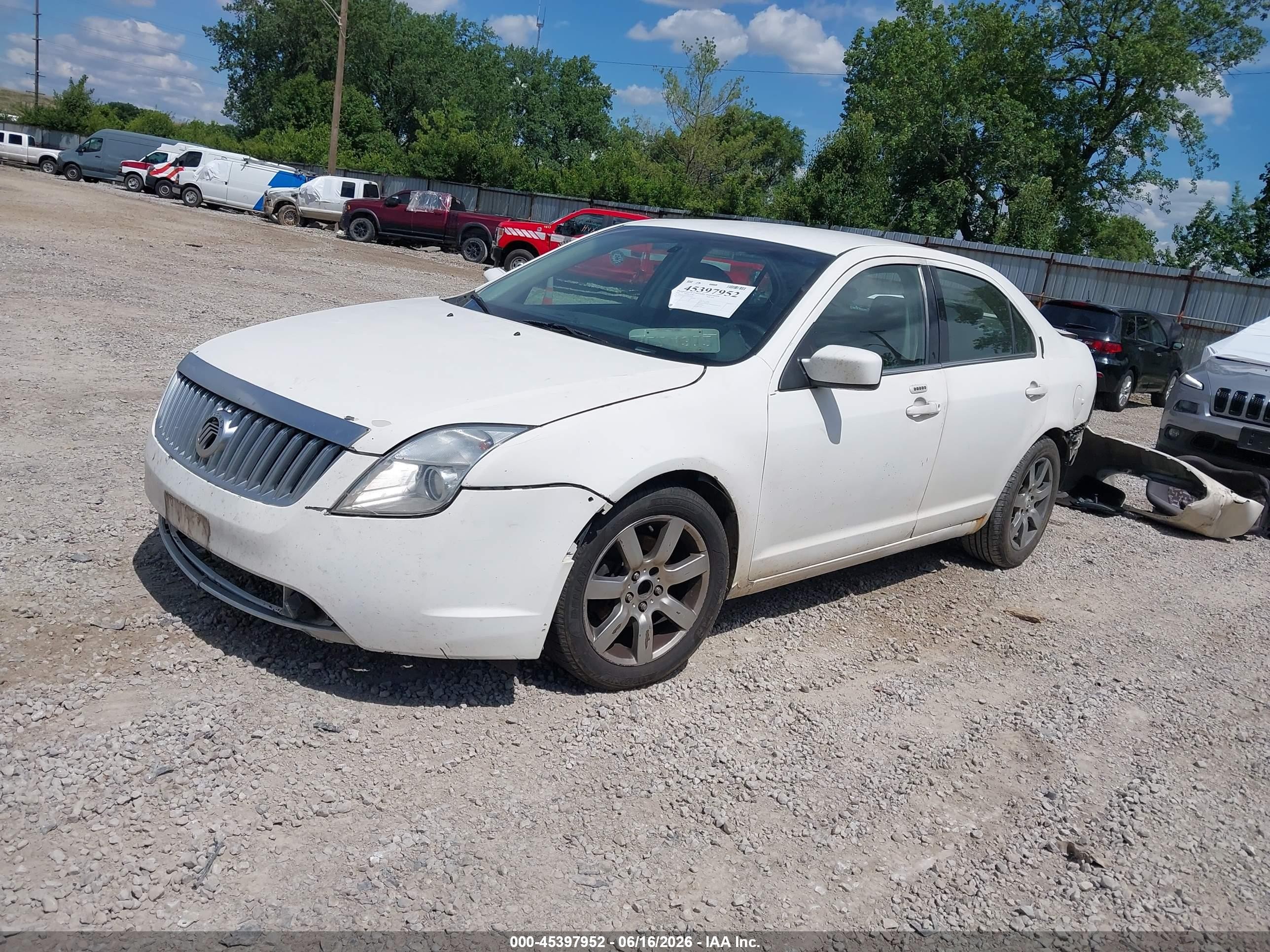 2010 Mercury Milan Premier Белый vin: 3MEHM0JA1AR654875