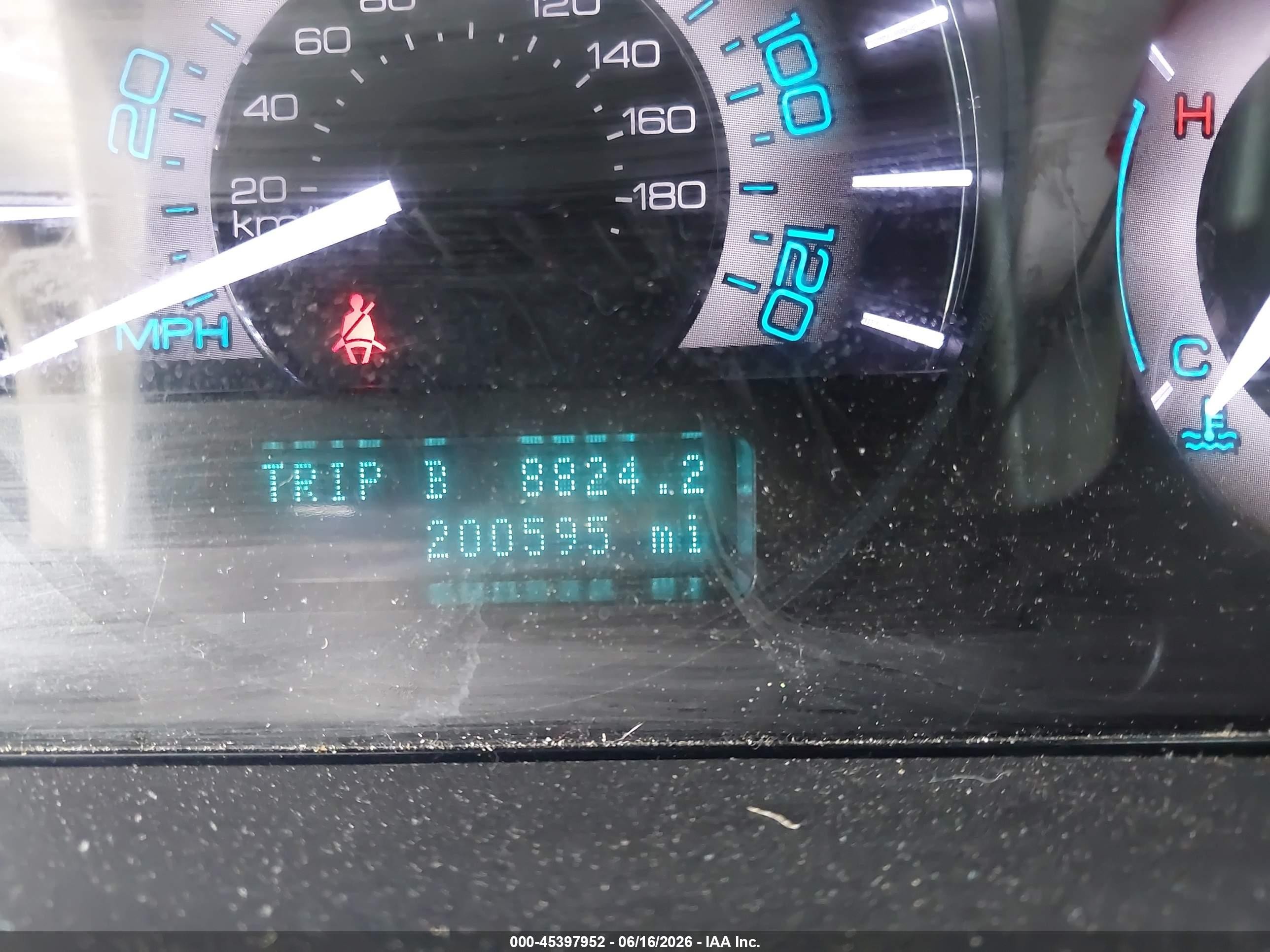 2010 Mercury Milan Premier Белый vin: 3MEHM0JA1AR654875