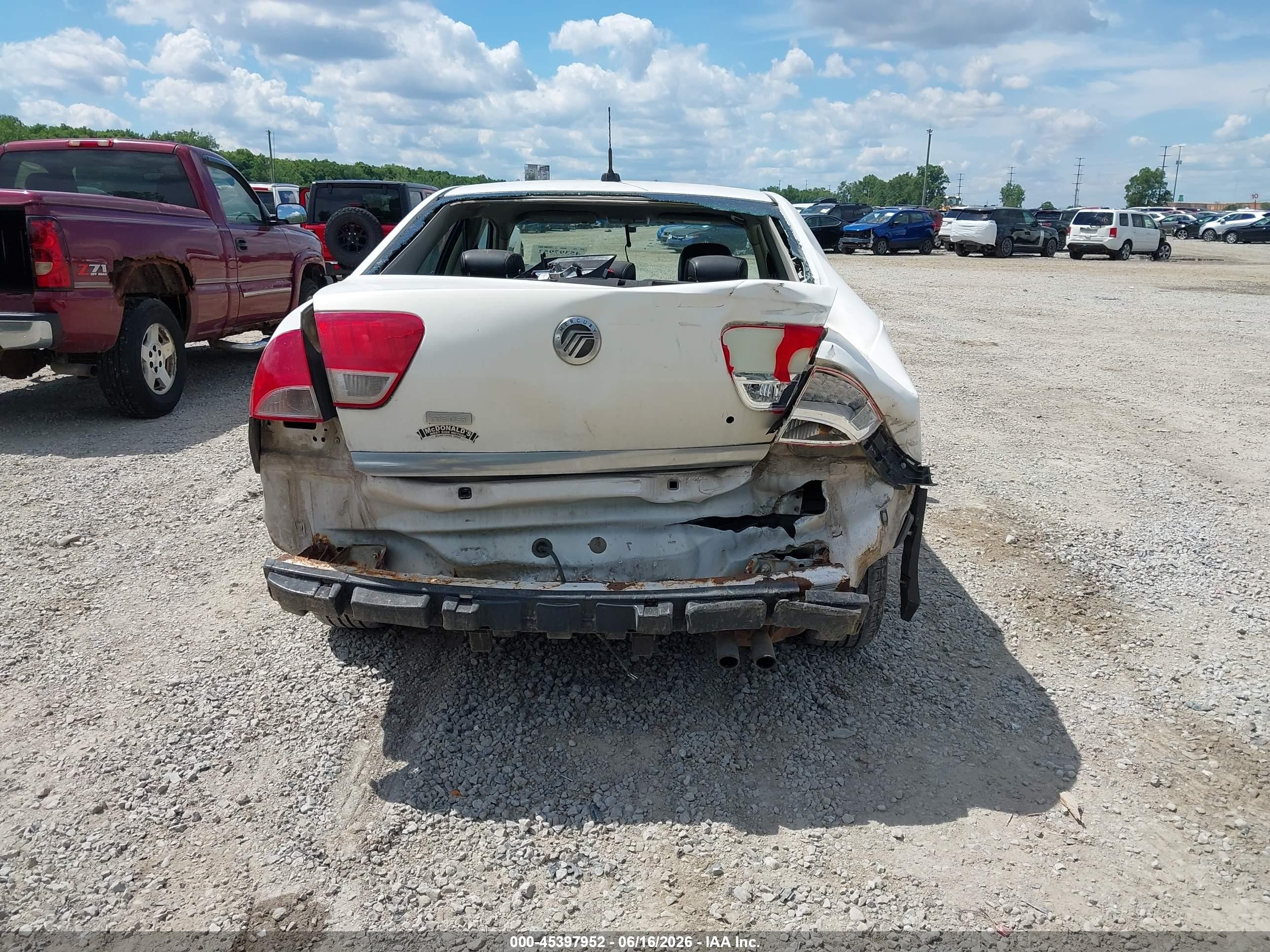 2010 Mercury Milan Premier Белый vin: 3MEHM0JA1AR654875