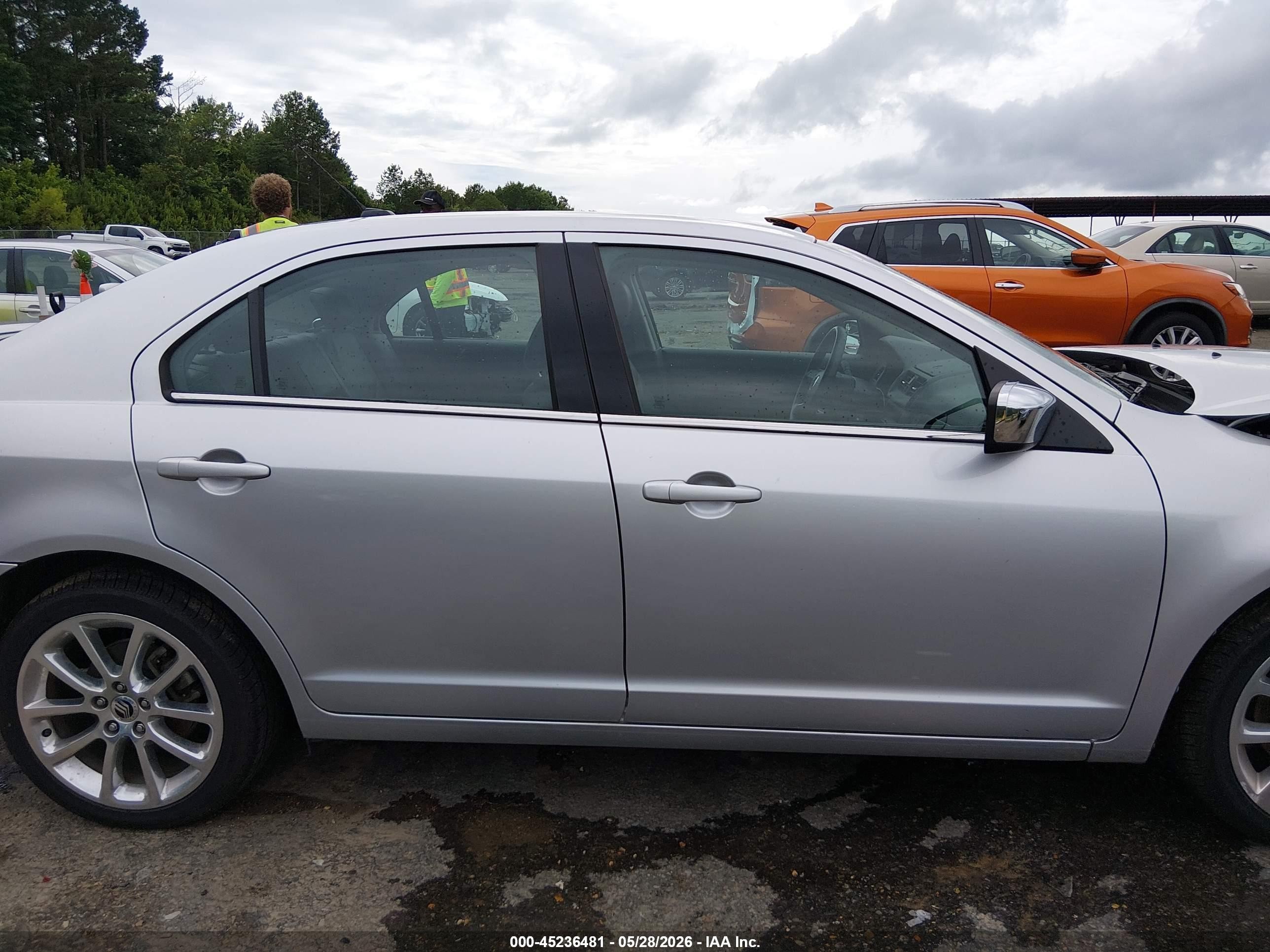 2011 Mercury Milan Premier Gray vin: 3MEHM0JA3BR600317