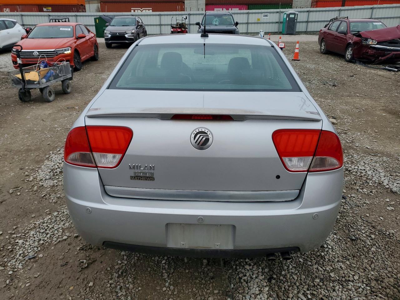 2010 Mercury Milan Premier Silver vin: 3MEHM0JA5AR627632