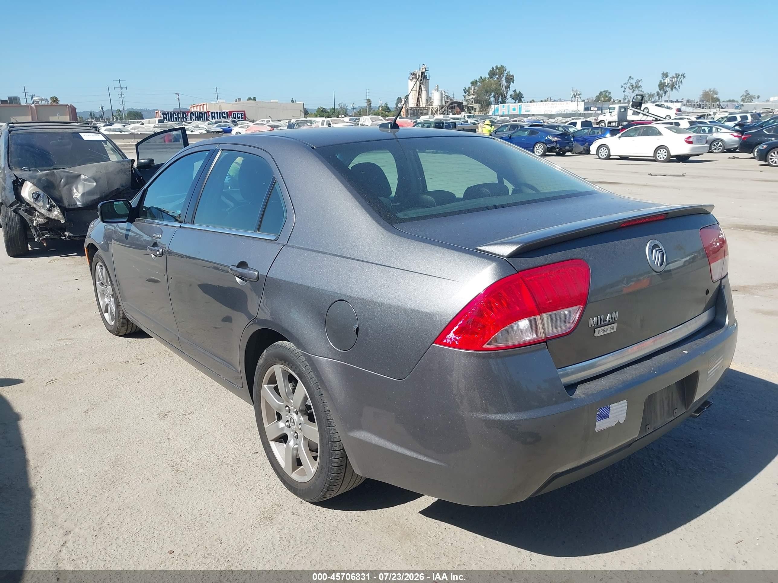 2010 Mercury Milan Premier Gray vin: 3MEHM0JA7AR613182