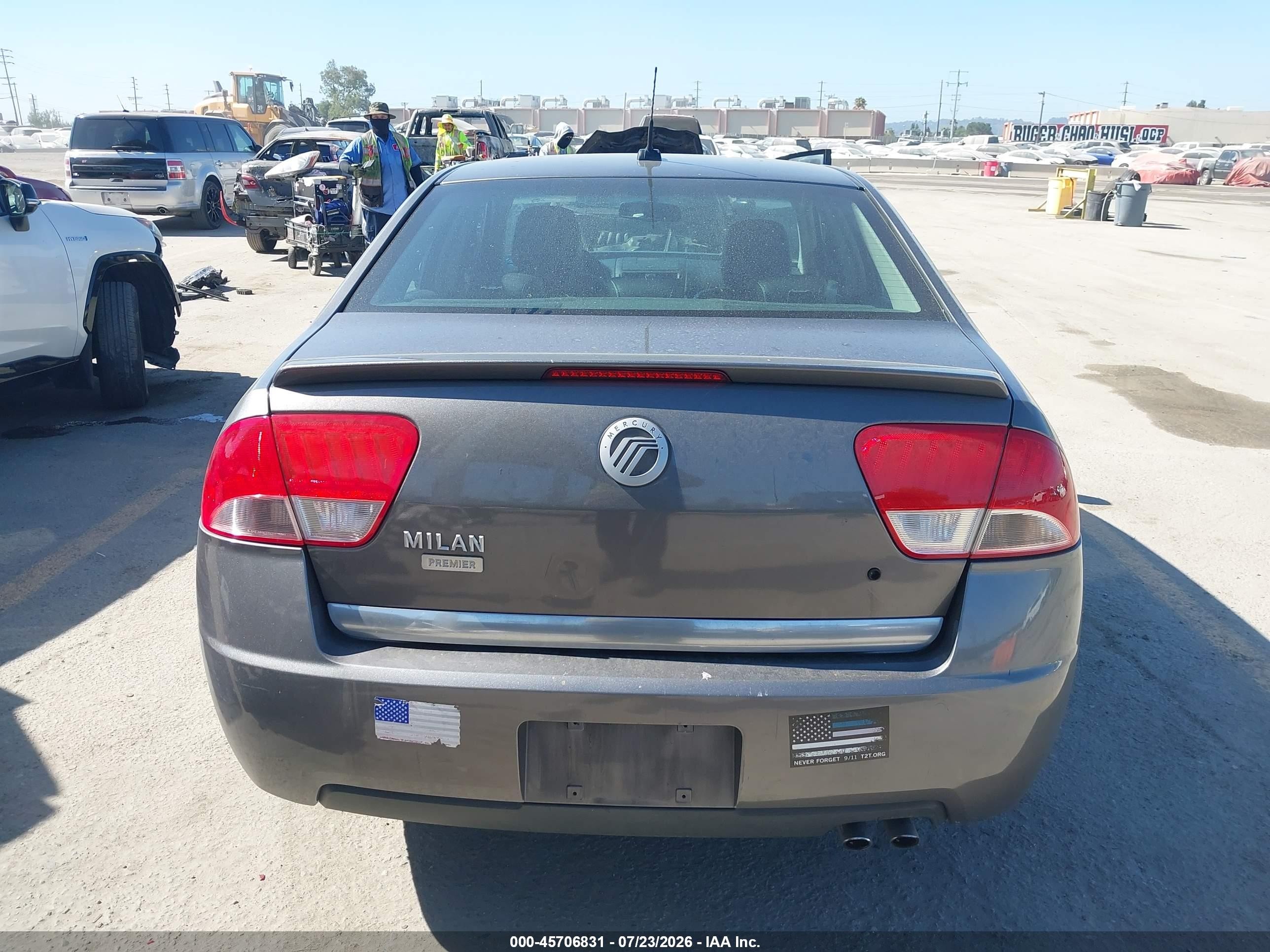 2010 Mercury Milan Premier Gray vin: 3MEHM0JA7AR613182