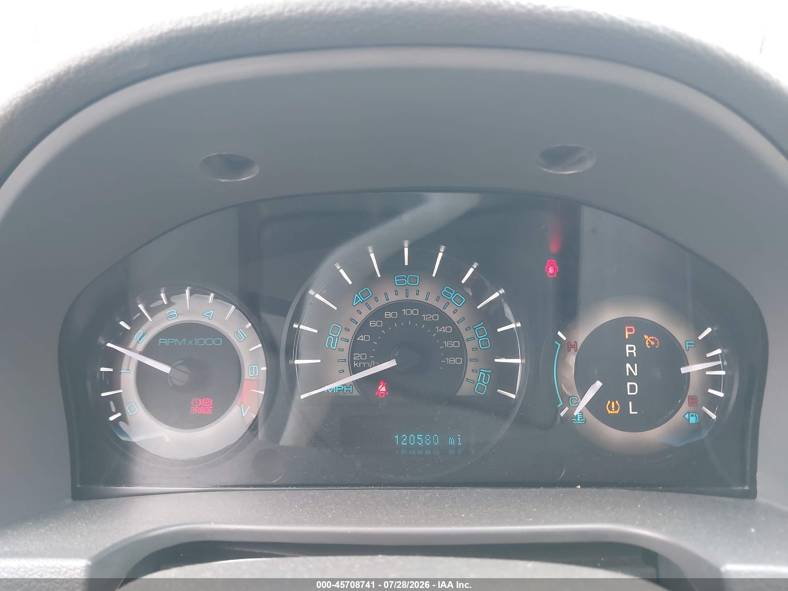 2010 Mercury Milan Premier Silver vin: 3MEHM0JA8AR627592
