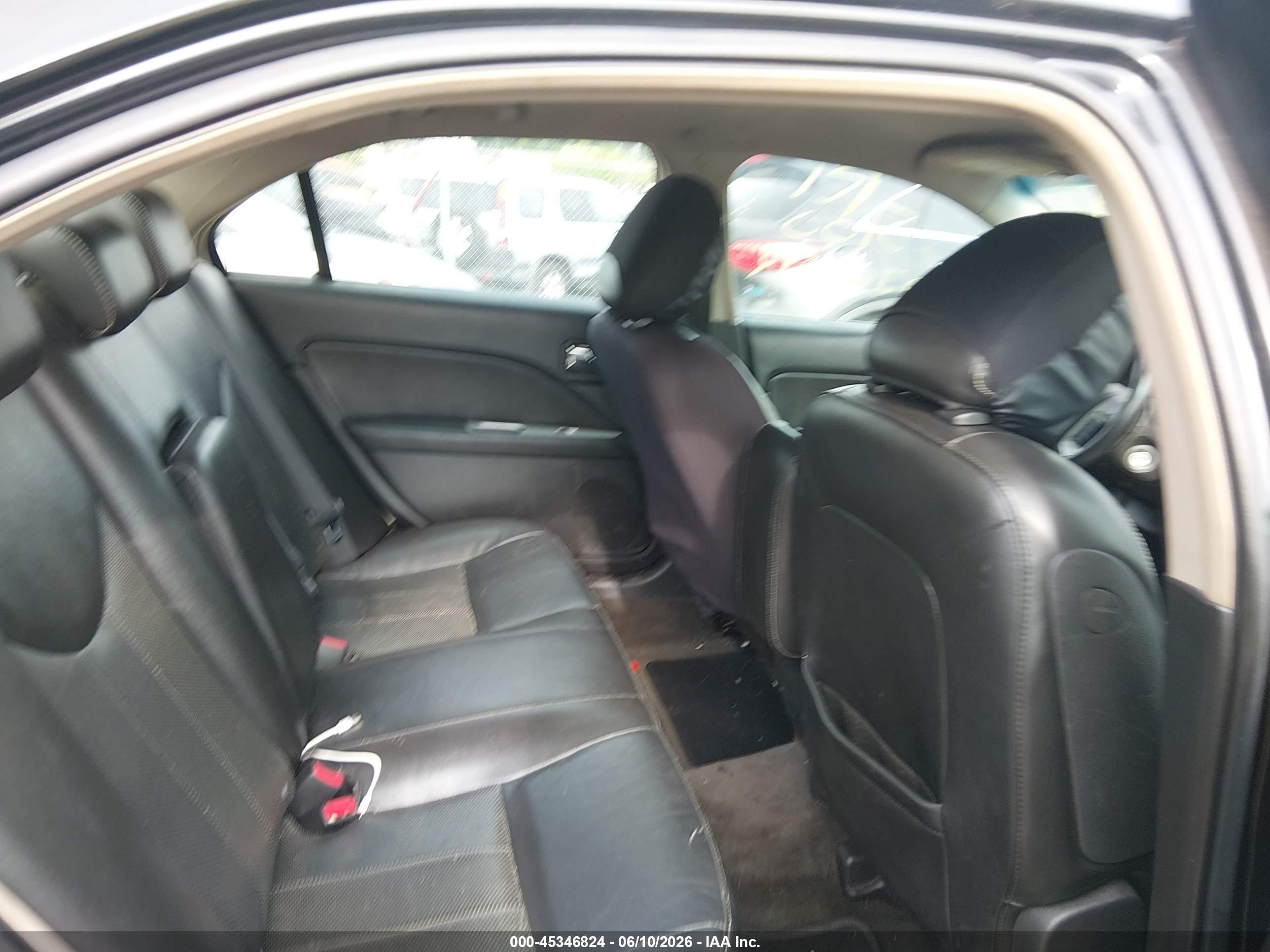 2010 Mercury Milan Premier Black vin: 3MEHM0JA8AR636289