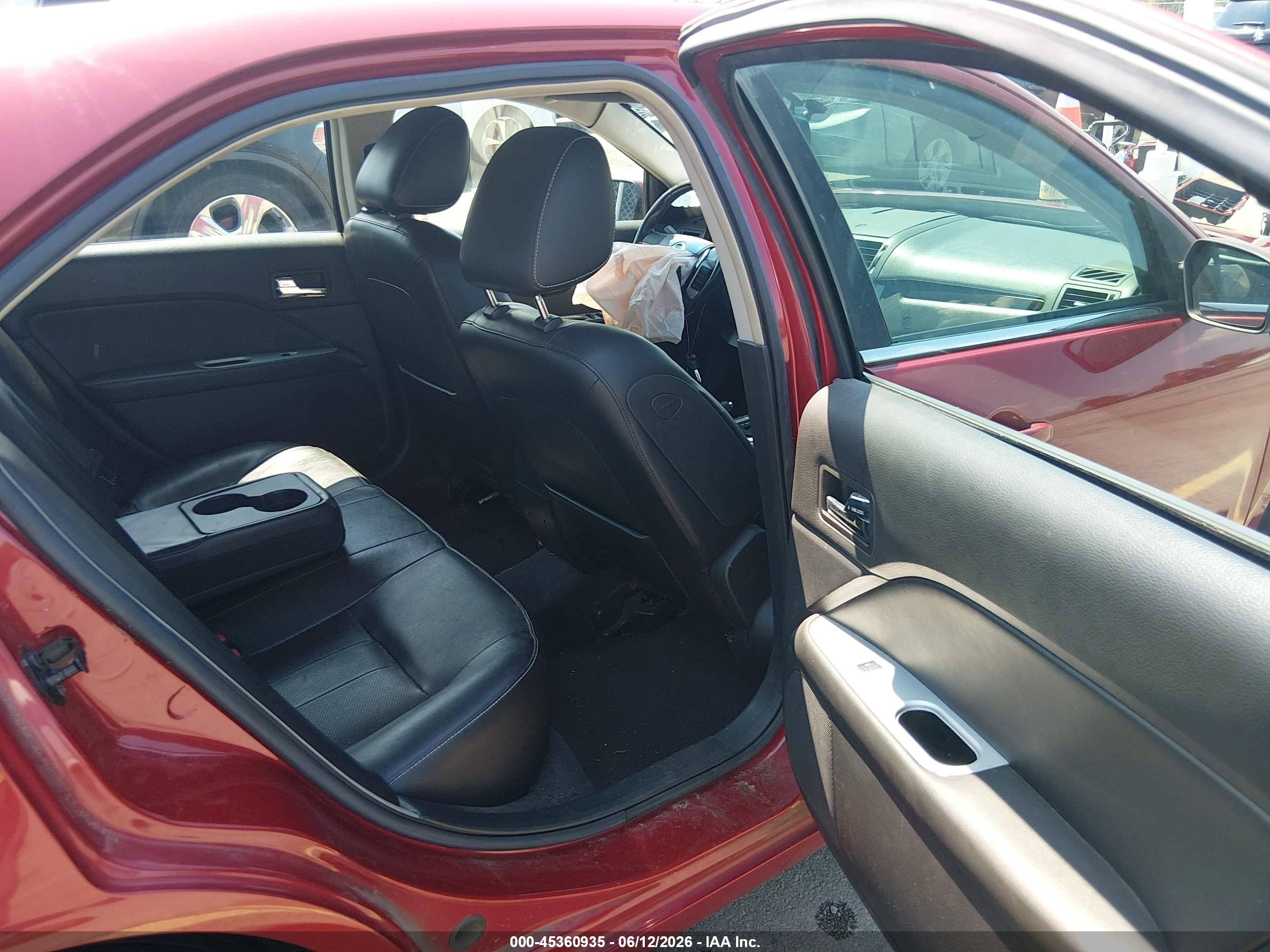 2010 Mercury Milan Premier Burgundy vin: 3MEHM0JA9AR600689