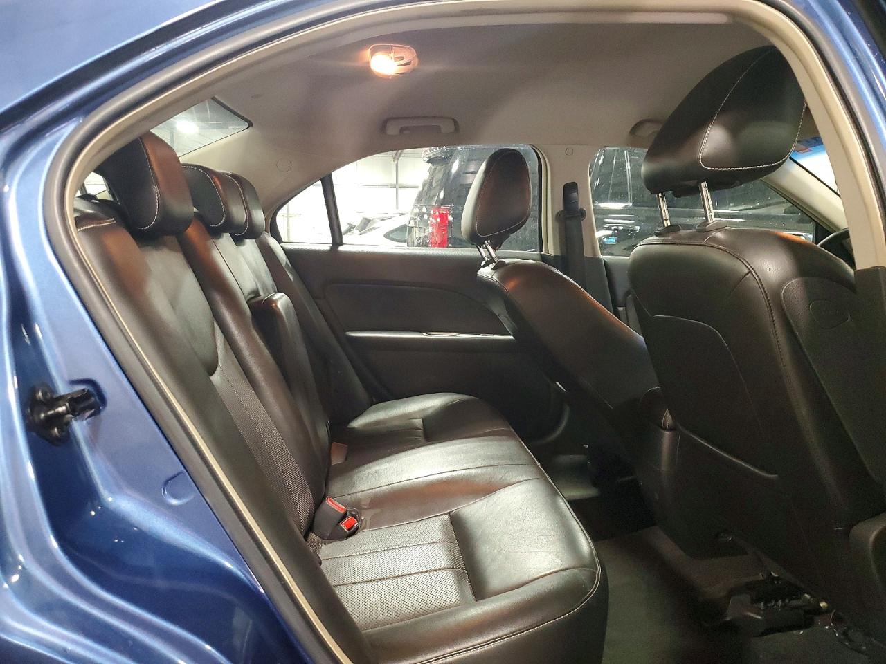 2010 Mercury Milan Premier Blue vin: 3MEHM0JA9AR620215