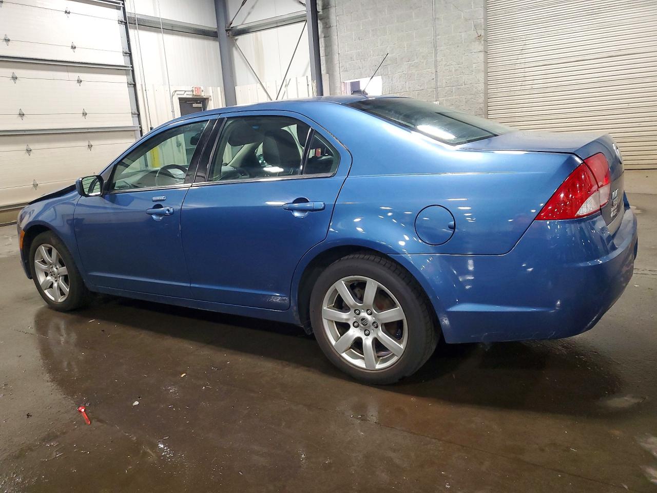 2010 Mercury Milan Premier Blue vin: 3MEHM0JA9AR620215