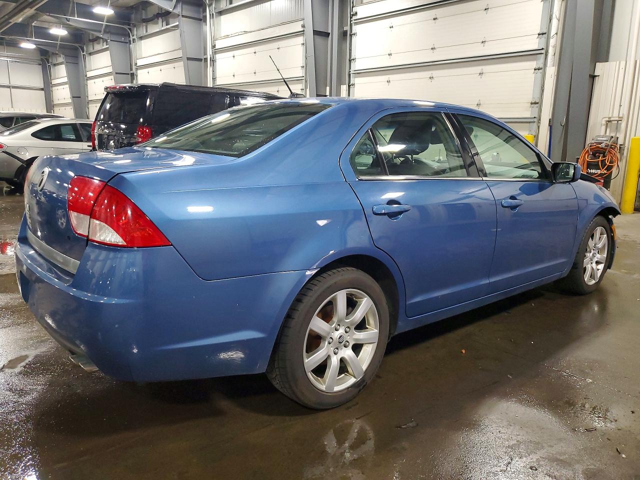 2010 Mercury Milan Premier Blue vin: 3MEHM0JA9AR620215