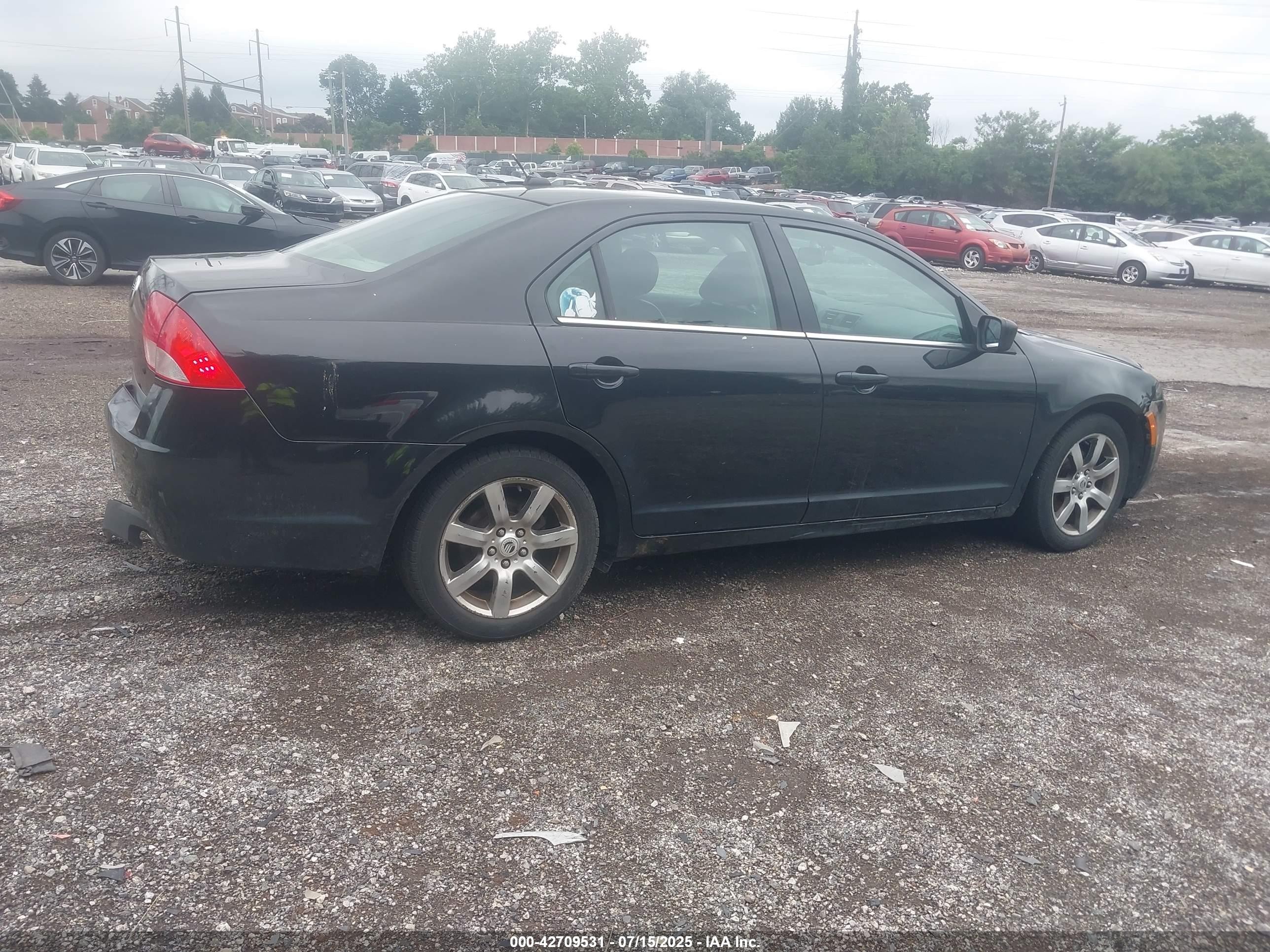 2011 Mercury Milan Premier Black vin: 3MEHM0JAXBR603487