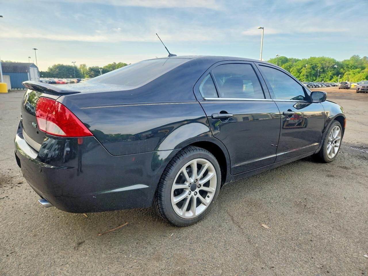2010 Mercury Milan Black vin: 3MEHM0JG0AR652149