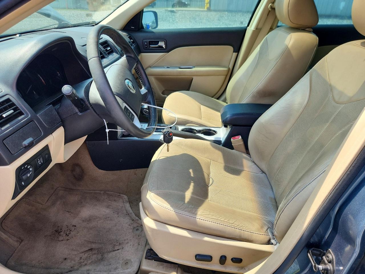 2011 Mercury Milan Premier Blue vin: 3MEHM0JG0BR601798