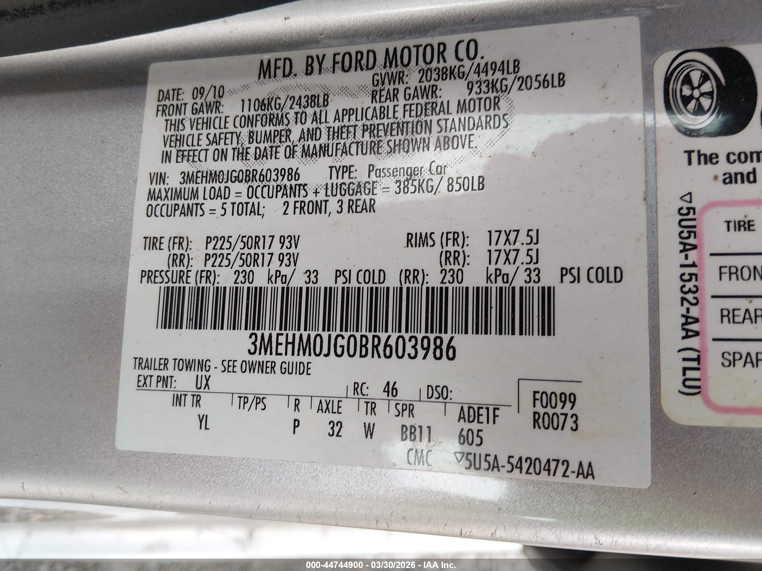 2011 Mercury Milan Premier Silver vin: 3MEHM0JG0BR603986
