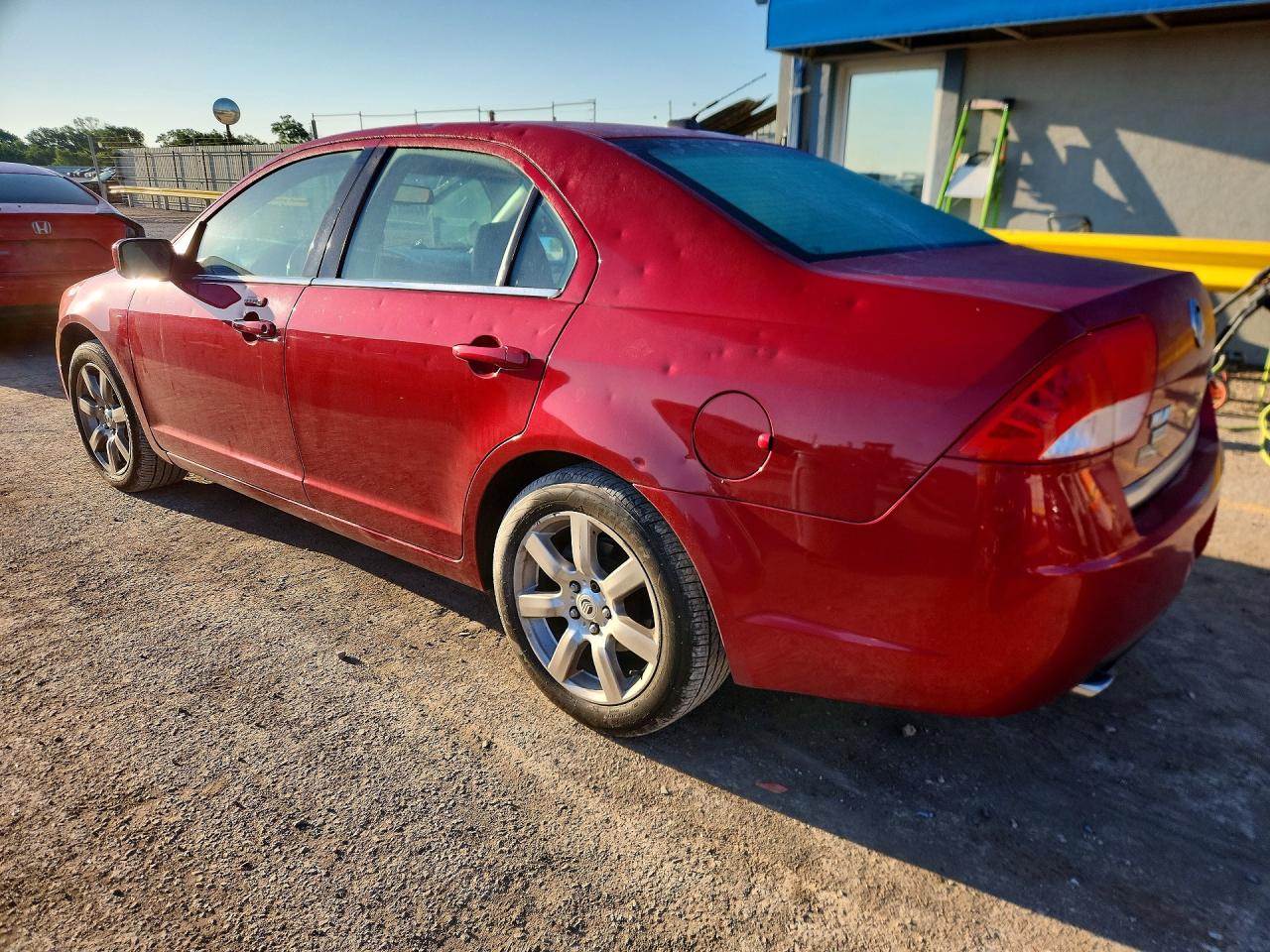 2010 Mercury Milan Premier Red vin: 3MEHM0JG2AR653092