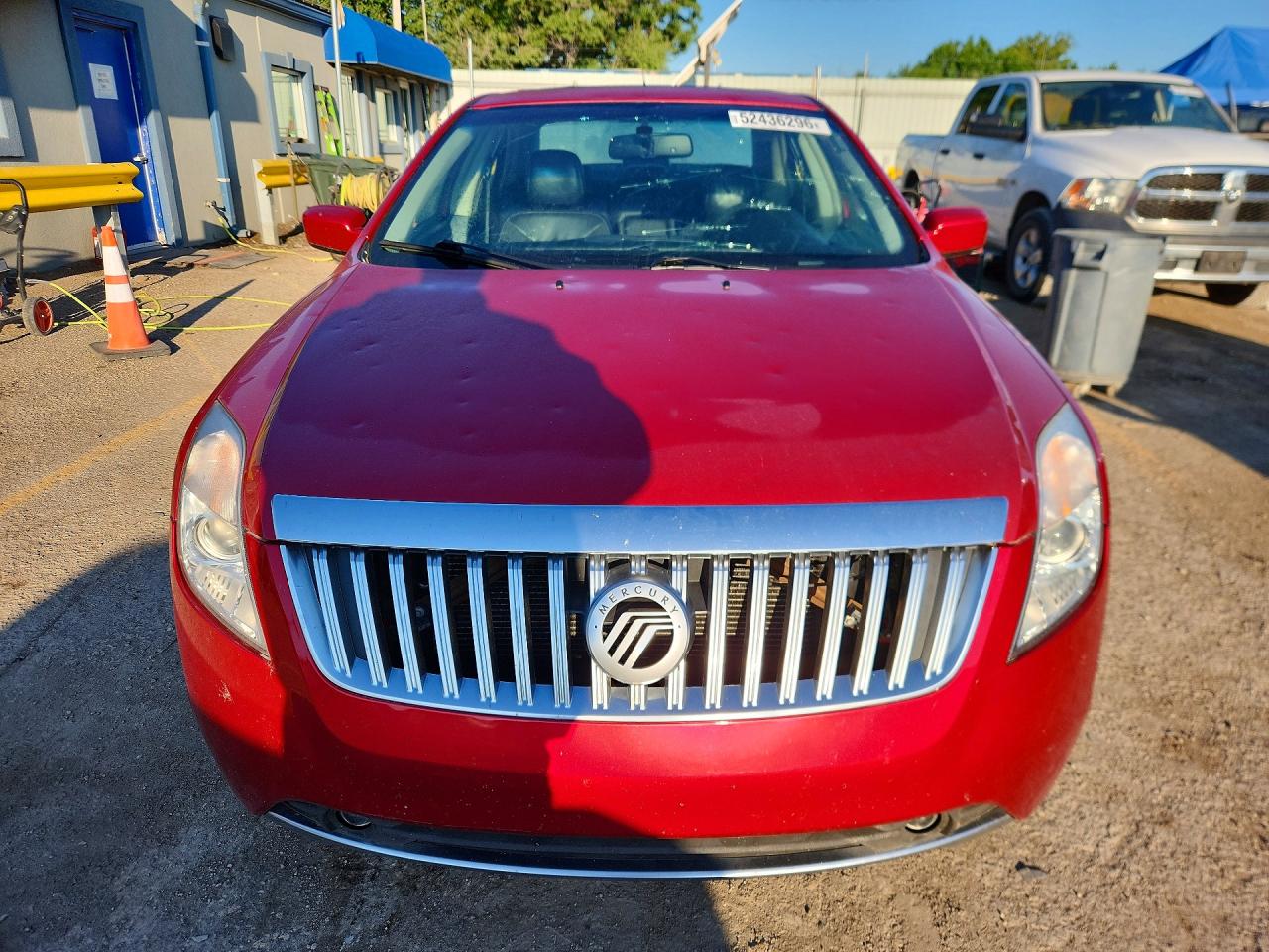 2010 Mercury Milan Premier Red vin: 3MEHM0JG2AR653092