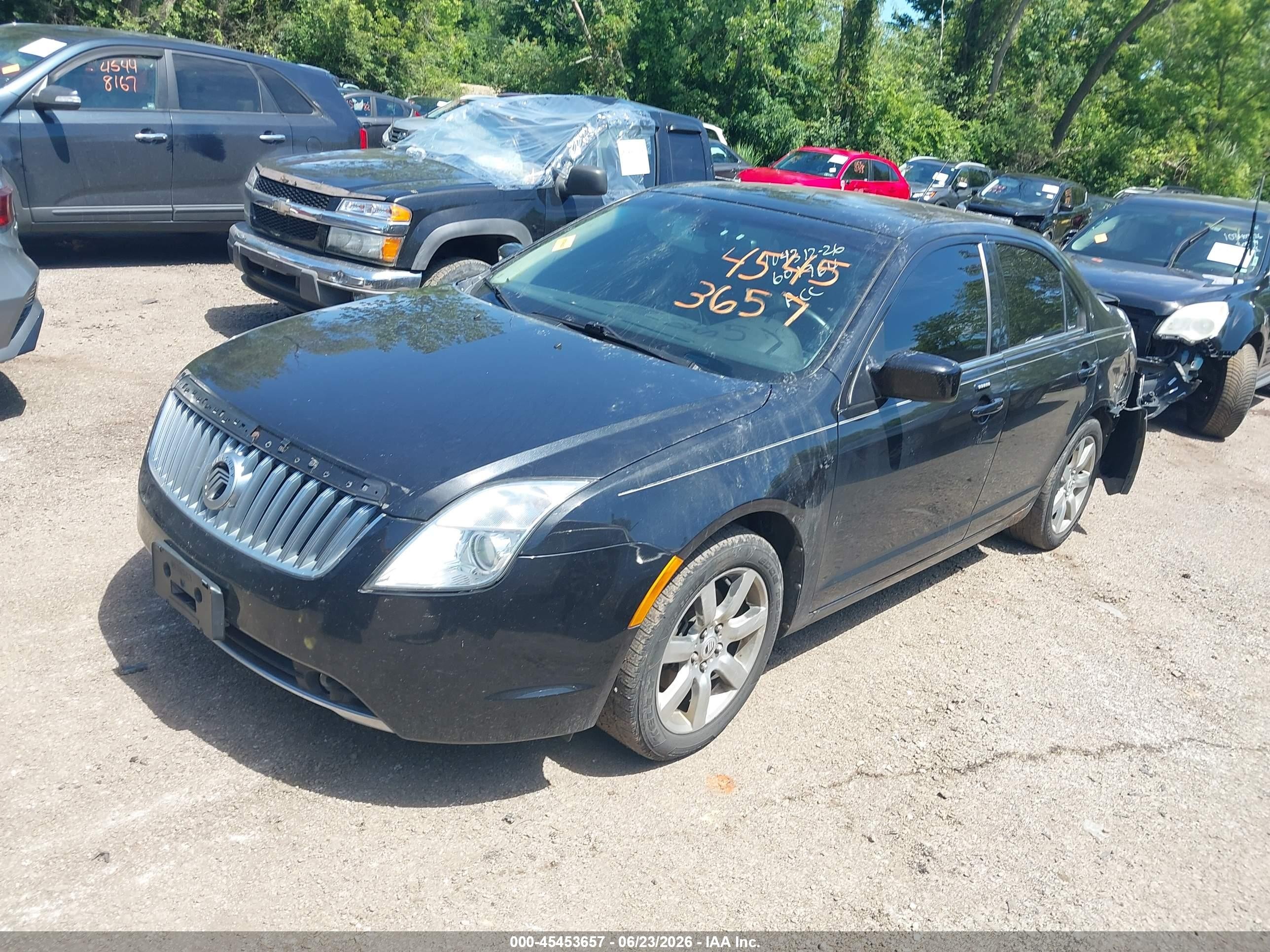2011 Mercury Milan Premier Black vin: 3MEHM0JG2BR601964