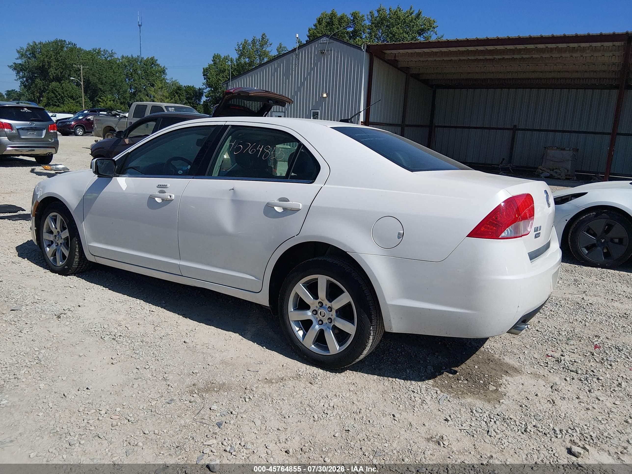 2011 Mercury Milan Premier White vin: 3MEHM0JG2BR604508
