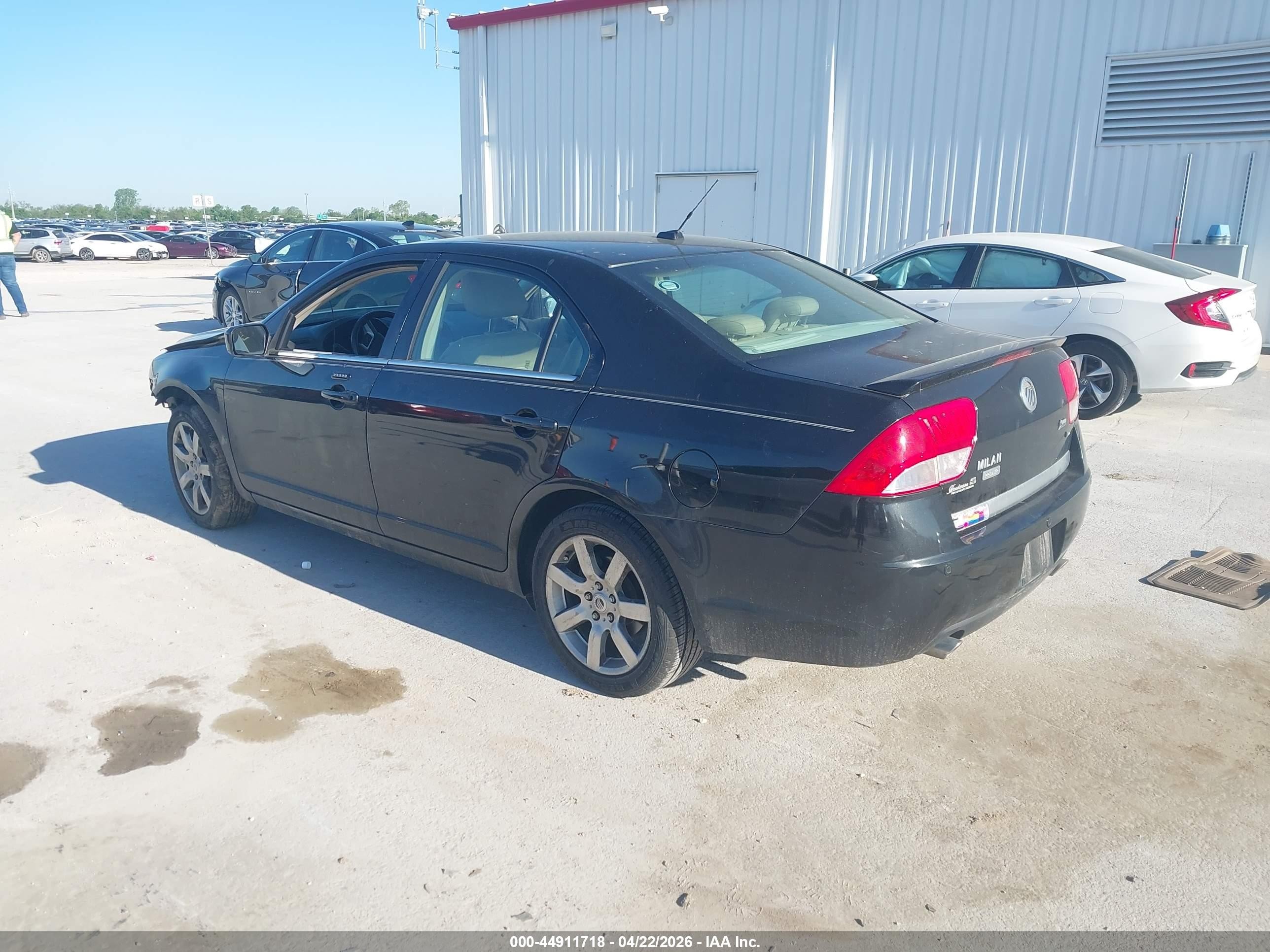 2010 Mercury Milan Premier Black vin: 3MEHM0JG3AR632266