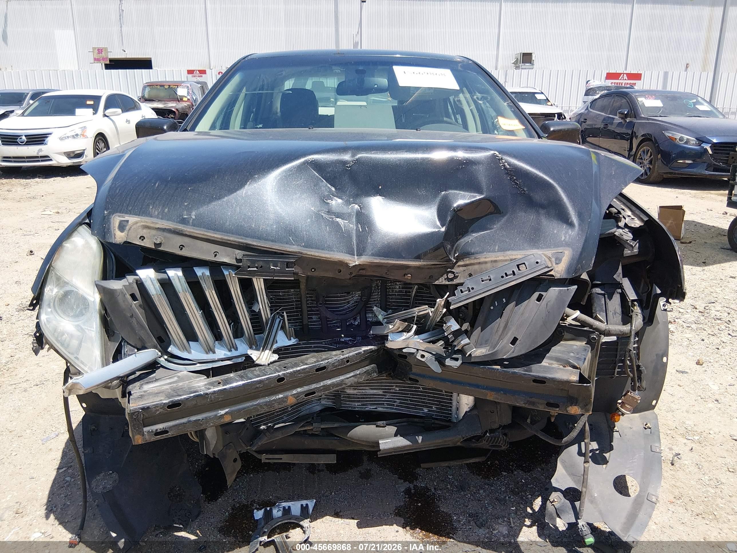 2010 Mercury Milan Premier Black vin: 3MEHM0JG3AR660570