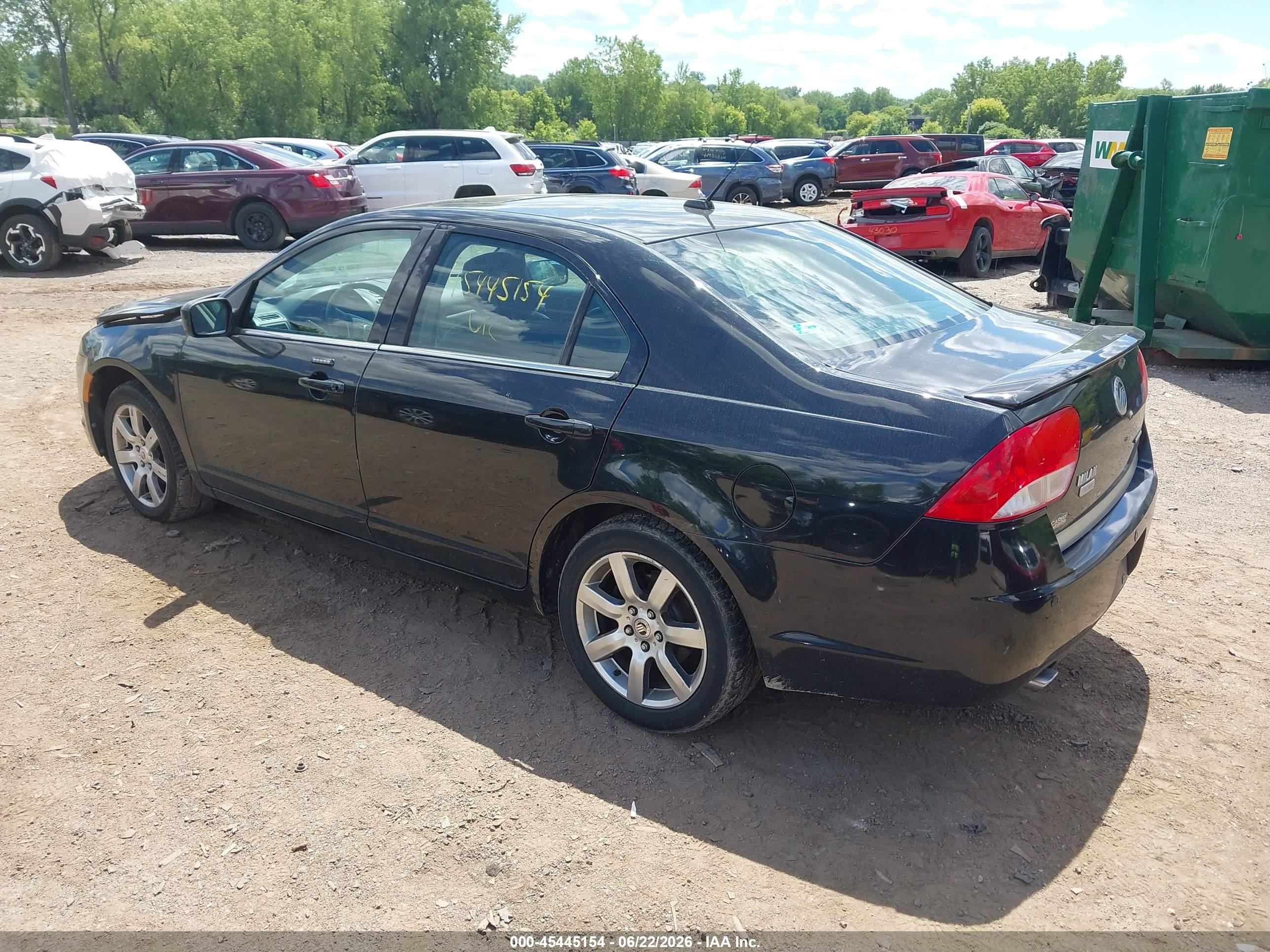 2011 Mercury Milan Premier Black vin: 3MEHM0JG3BR600645