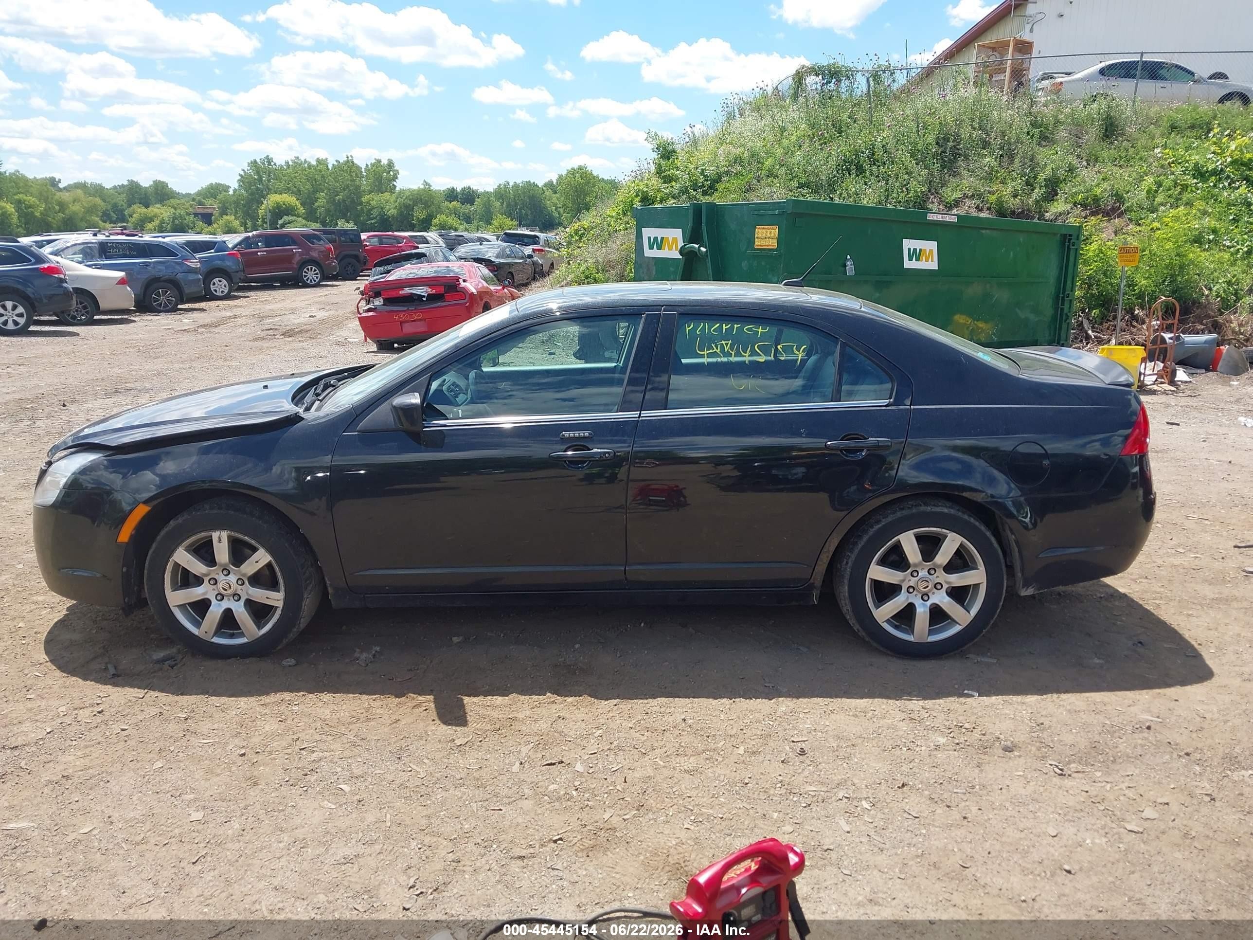 2011 Mercury Milan Premier Black vin: 3MEHM0JG3BR600645