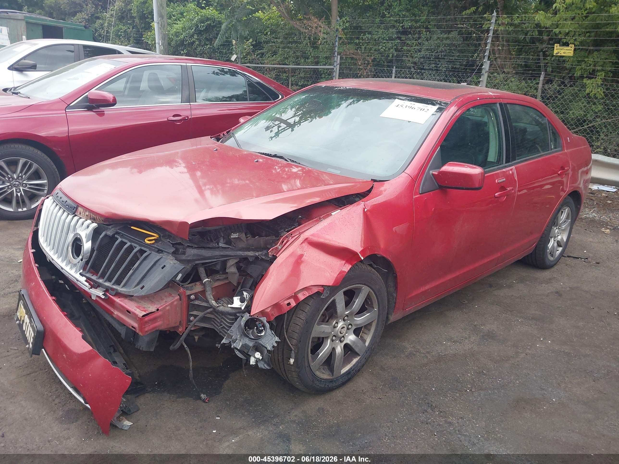 2010 Mercury Milan Premier Red vin: 3MEHM0JG5AR653071
