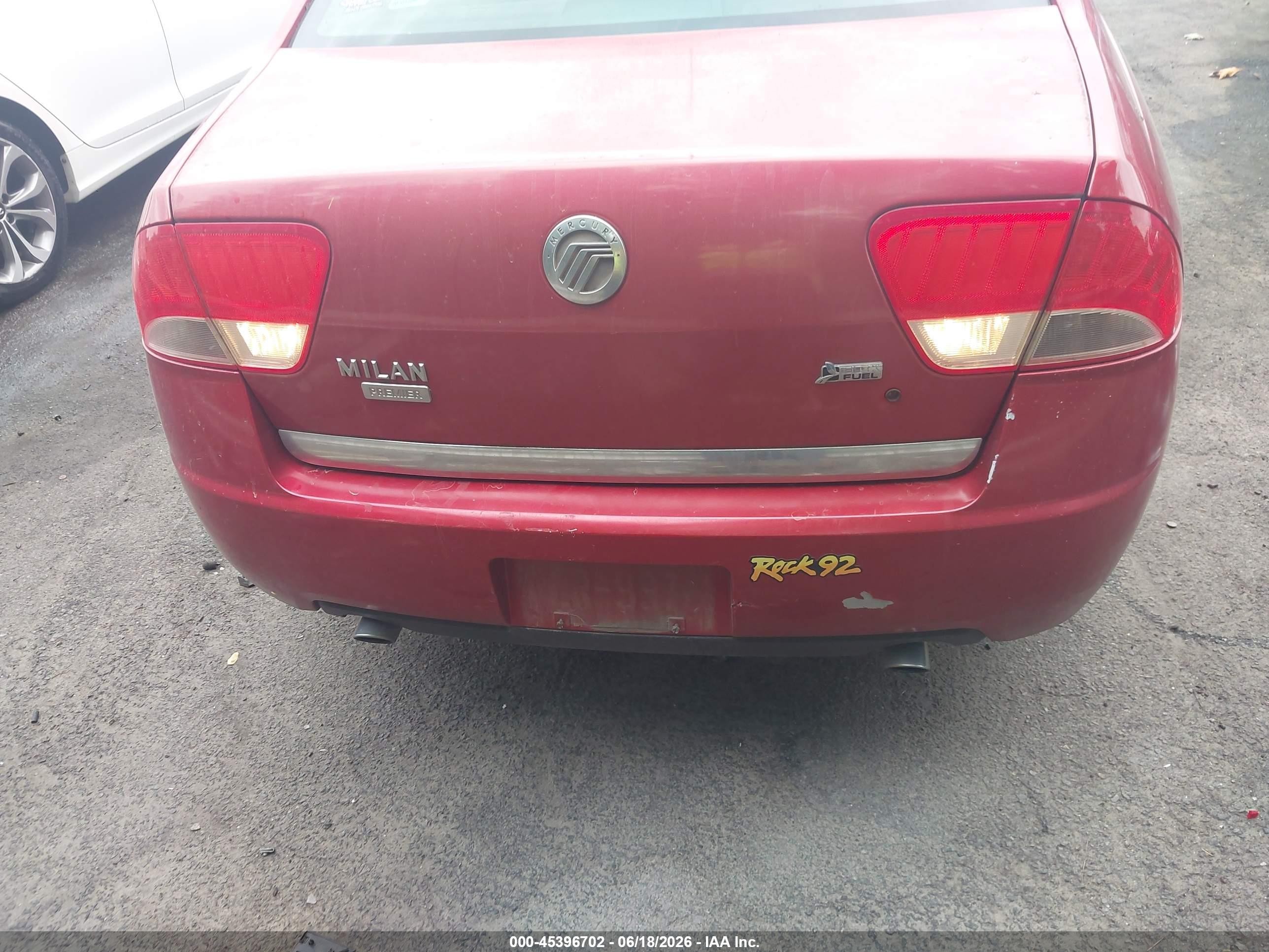 2010 Mercury Milan Premier Red vin: 3MEHM0JG5AR653071