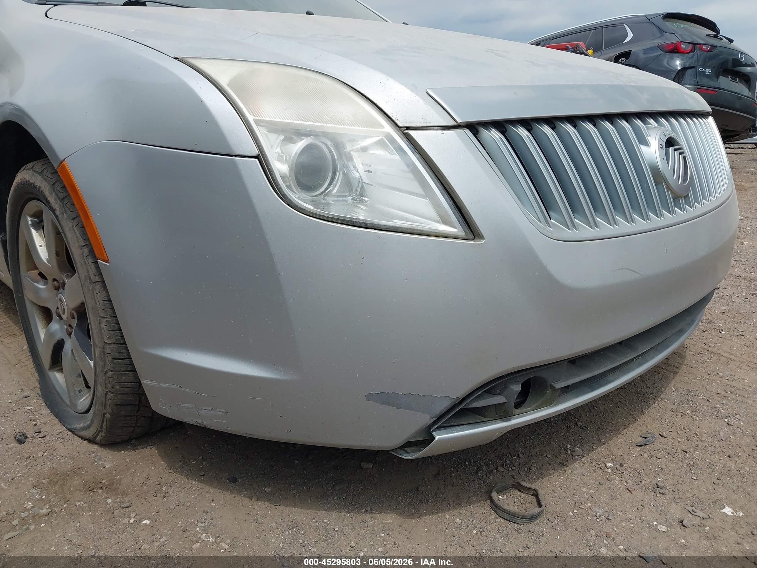 2010 Mercury Milan Premier Silver vin: 3MEHM0JG6AR641821