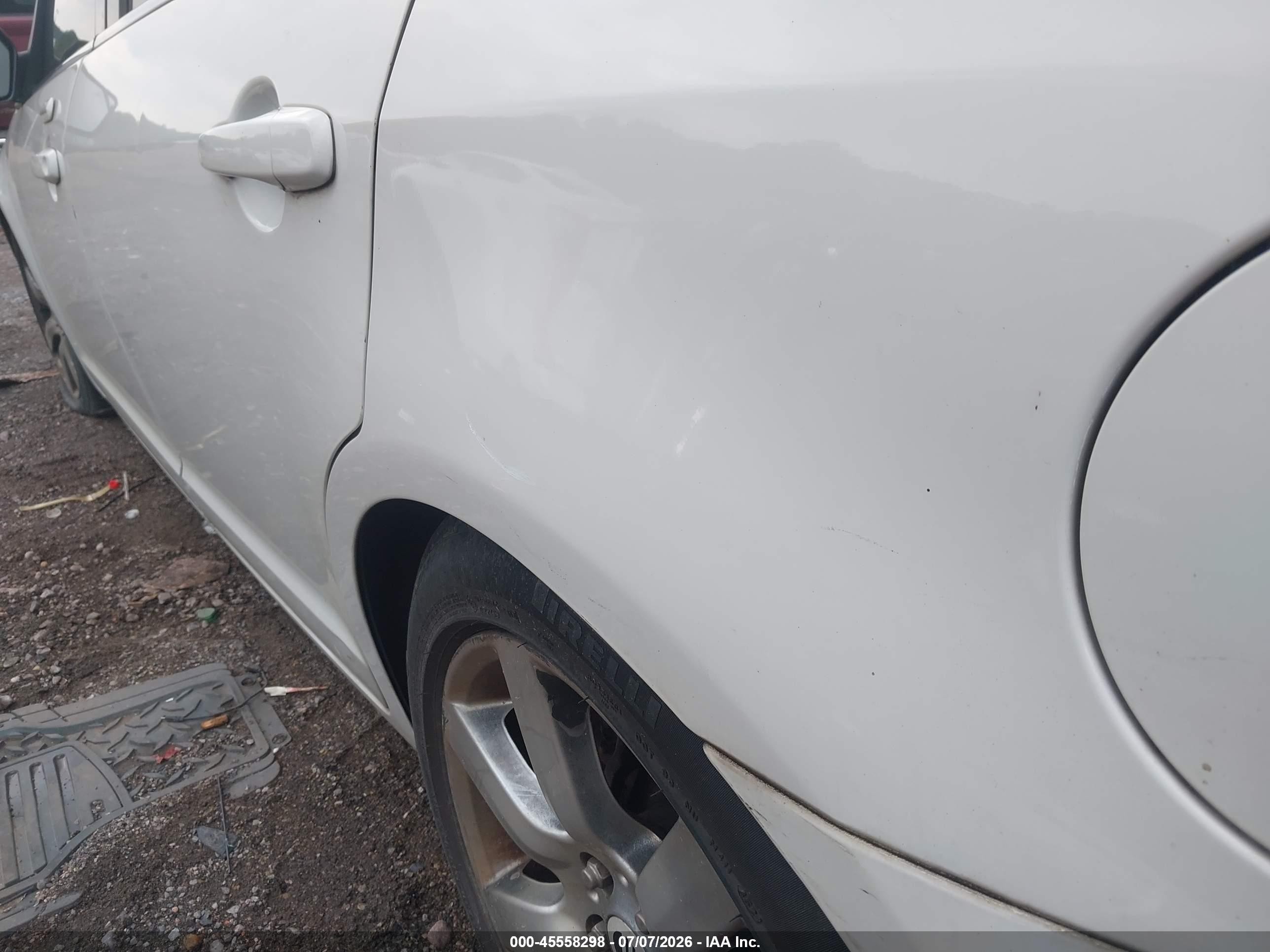 2010 Mercury Milan Premier Белый vin: 3MEHM0JG6AR648378