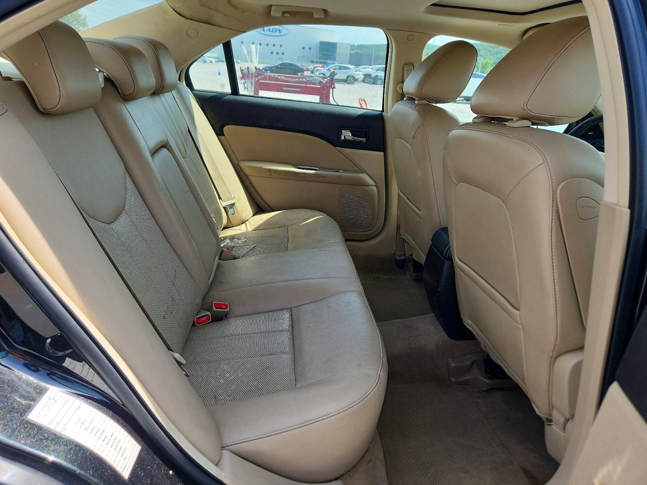 2010 Mercury Milan Premier Black vin: 3MEHM0JG7AR648700