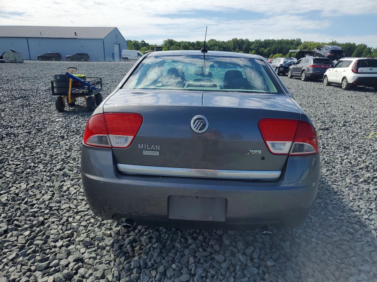 2010 Mercury Milan Premier Gray vin: 3MEHM0JGXAR621779