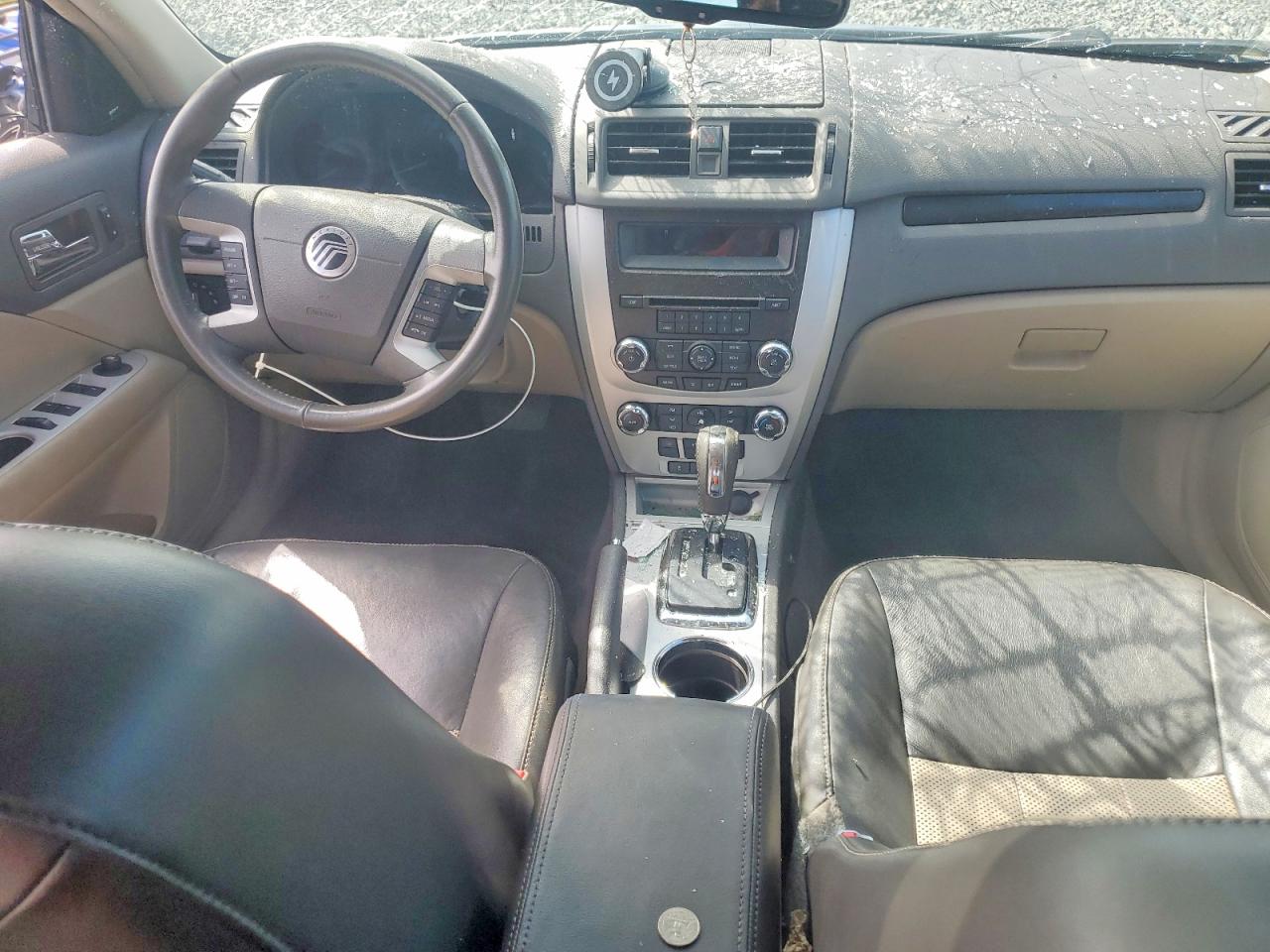 2010 Mercury Milan Premier Gray vin: 3MEHM0JGXAR621779