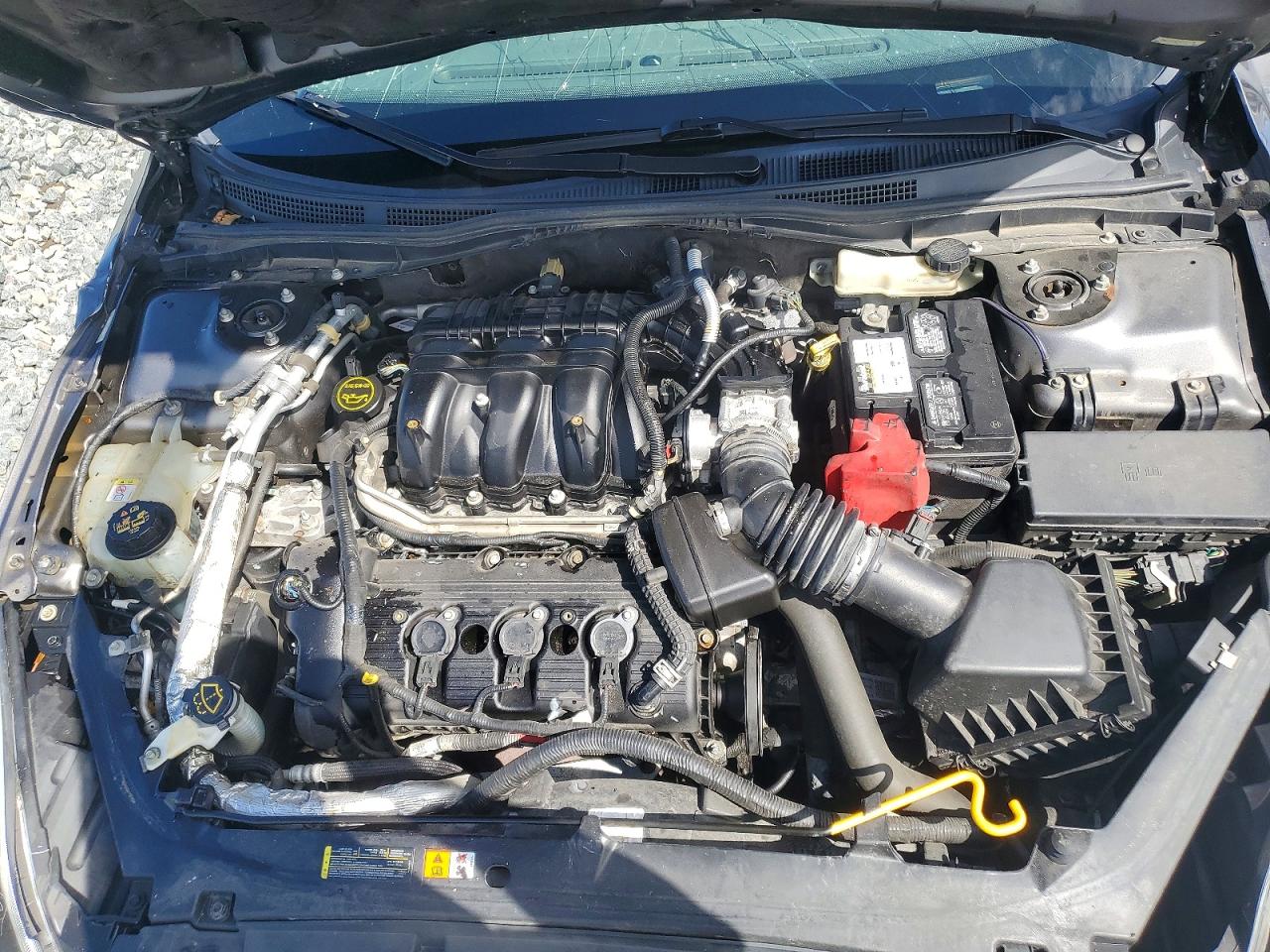2010 Mercury Milan Premier Gray vin: 3MEHM0JGXAR621779
