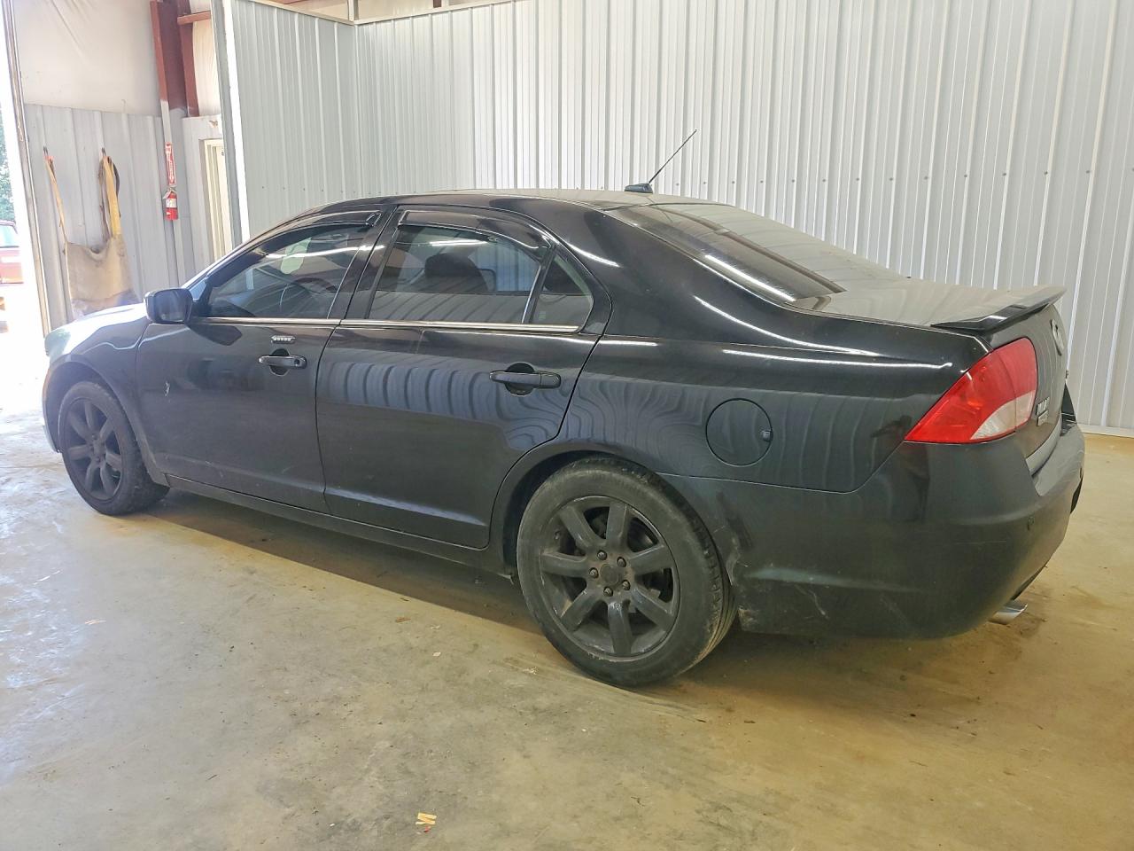 2010 Mercury Milan Premier Black vin: 3MEHM0JGXAR623967